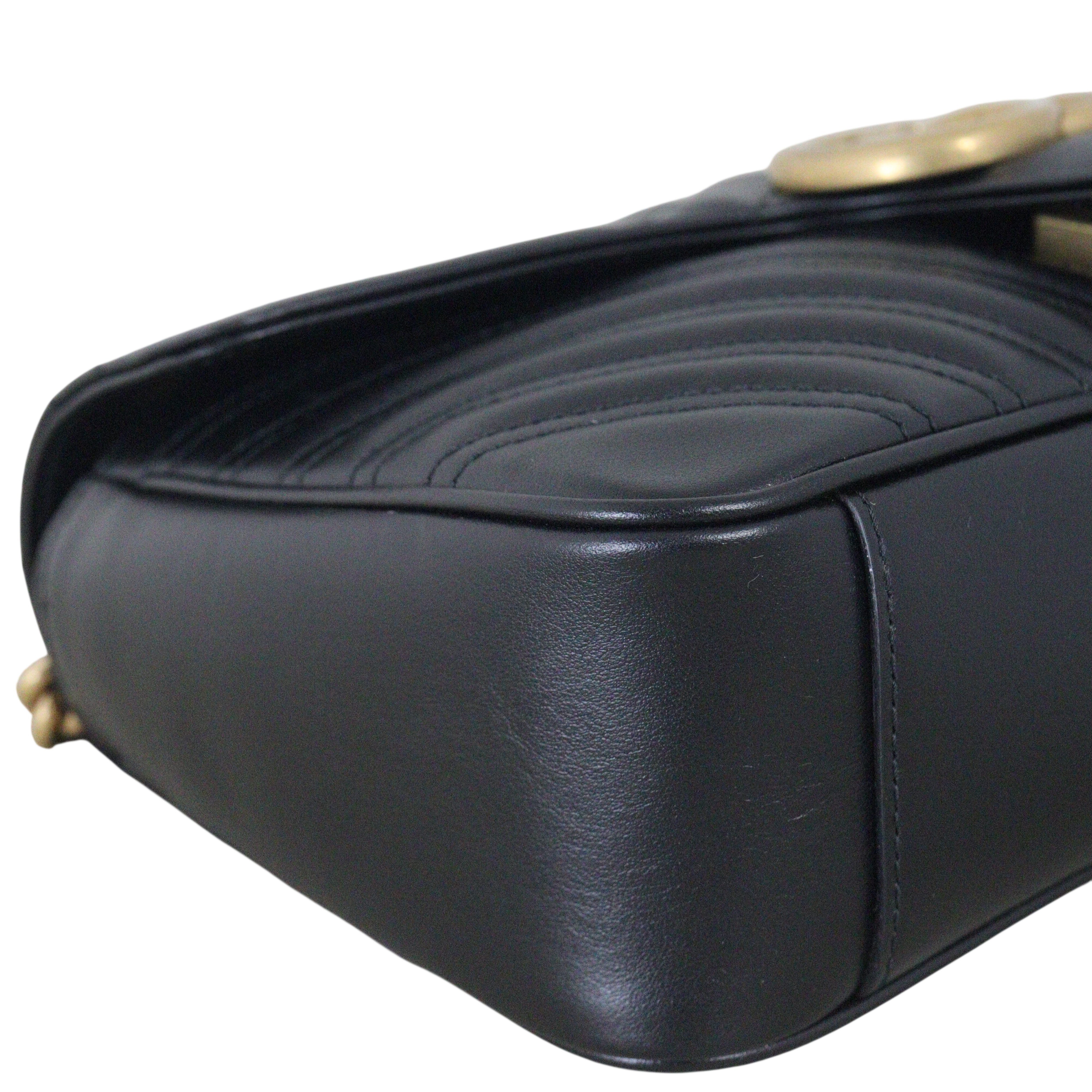 Gucci GG Marmont Matelasse Medium Shoulder Bag