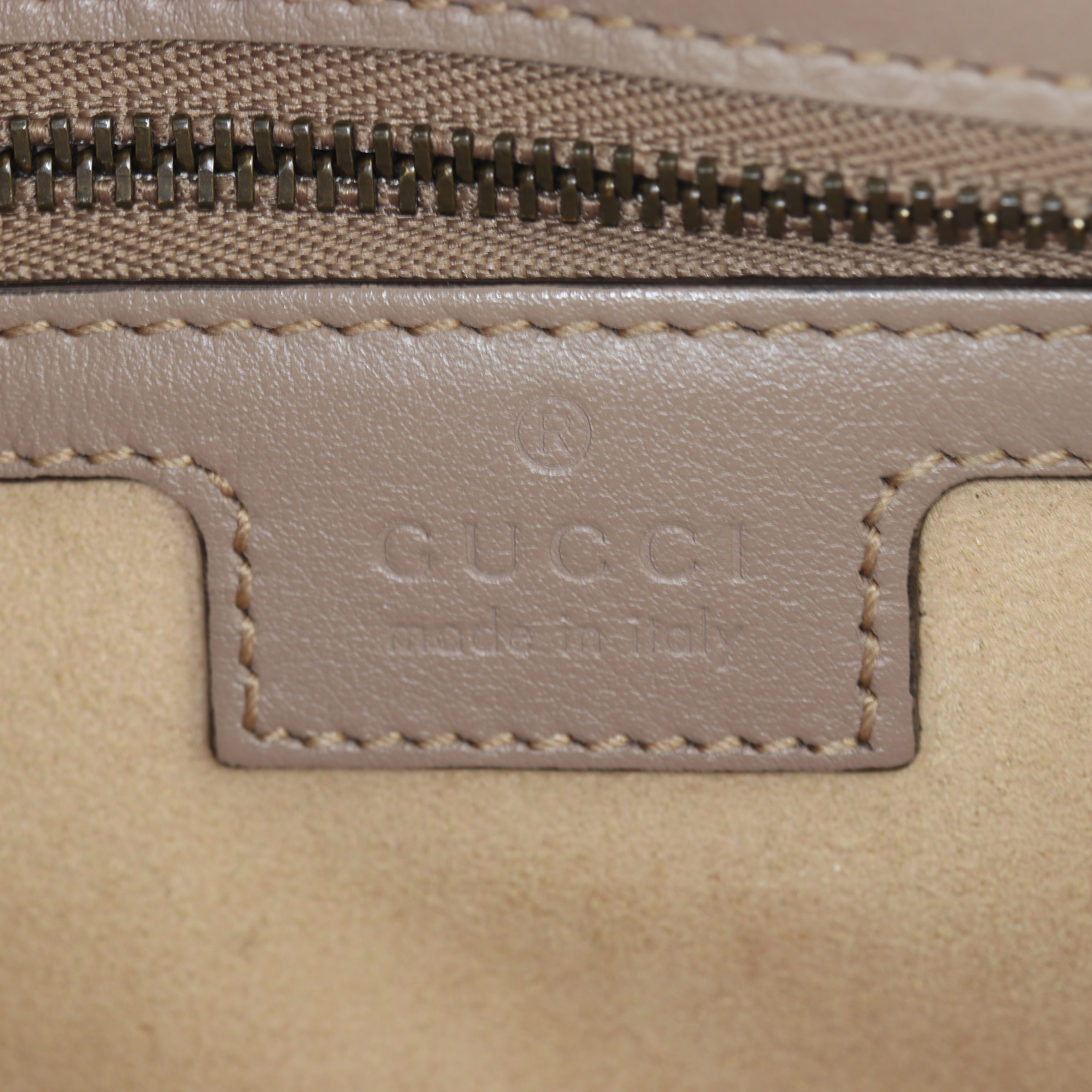 Gucci GG Marmont Matelasse Medium Shoulder Bag