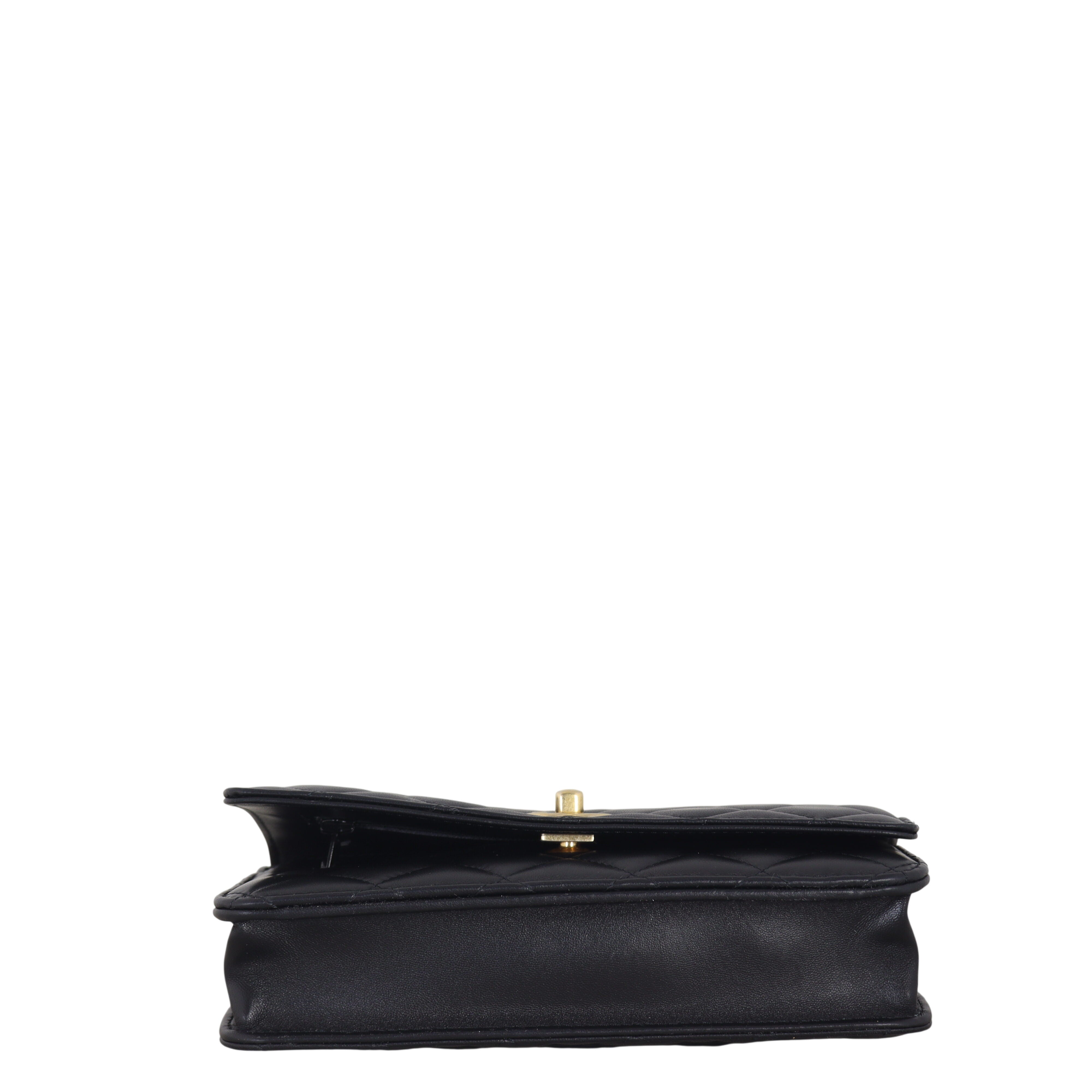 Chanel Pearl Crush Wallet on Chain