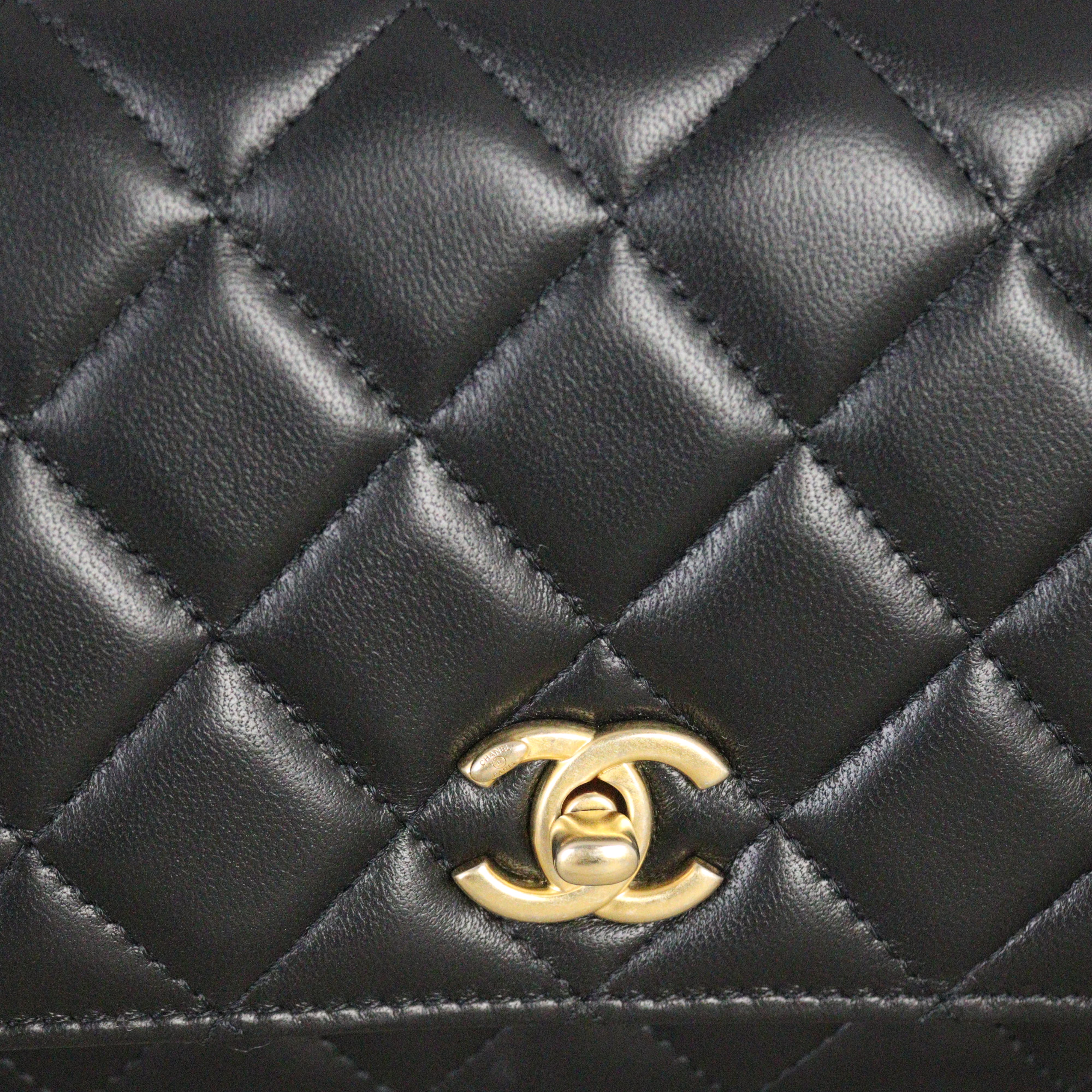 Chanel Pearl Crush Wallet on Chain