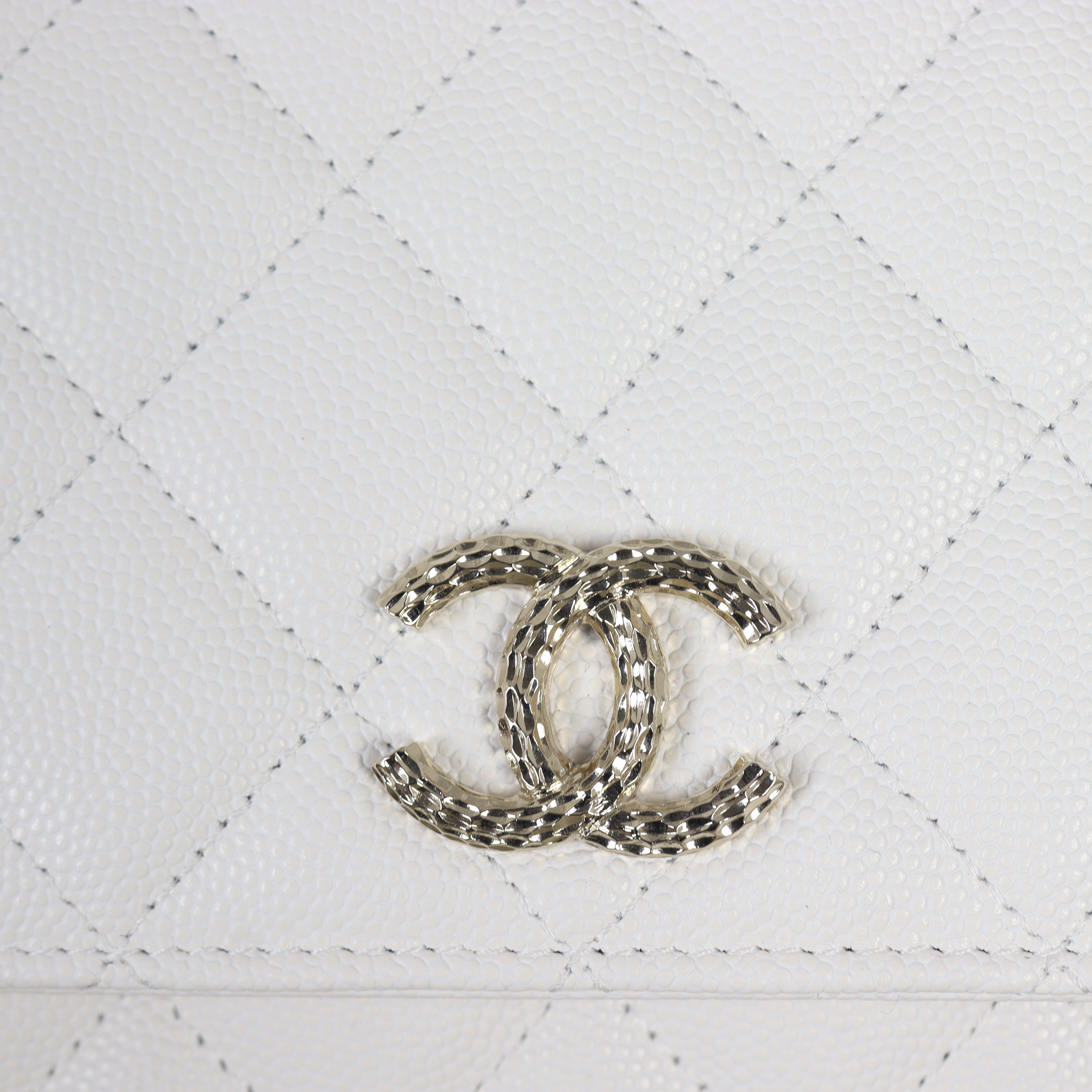 Chanel Classic Wallet on Chain