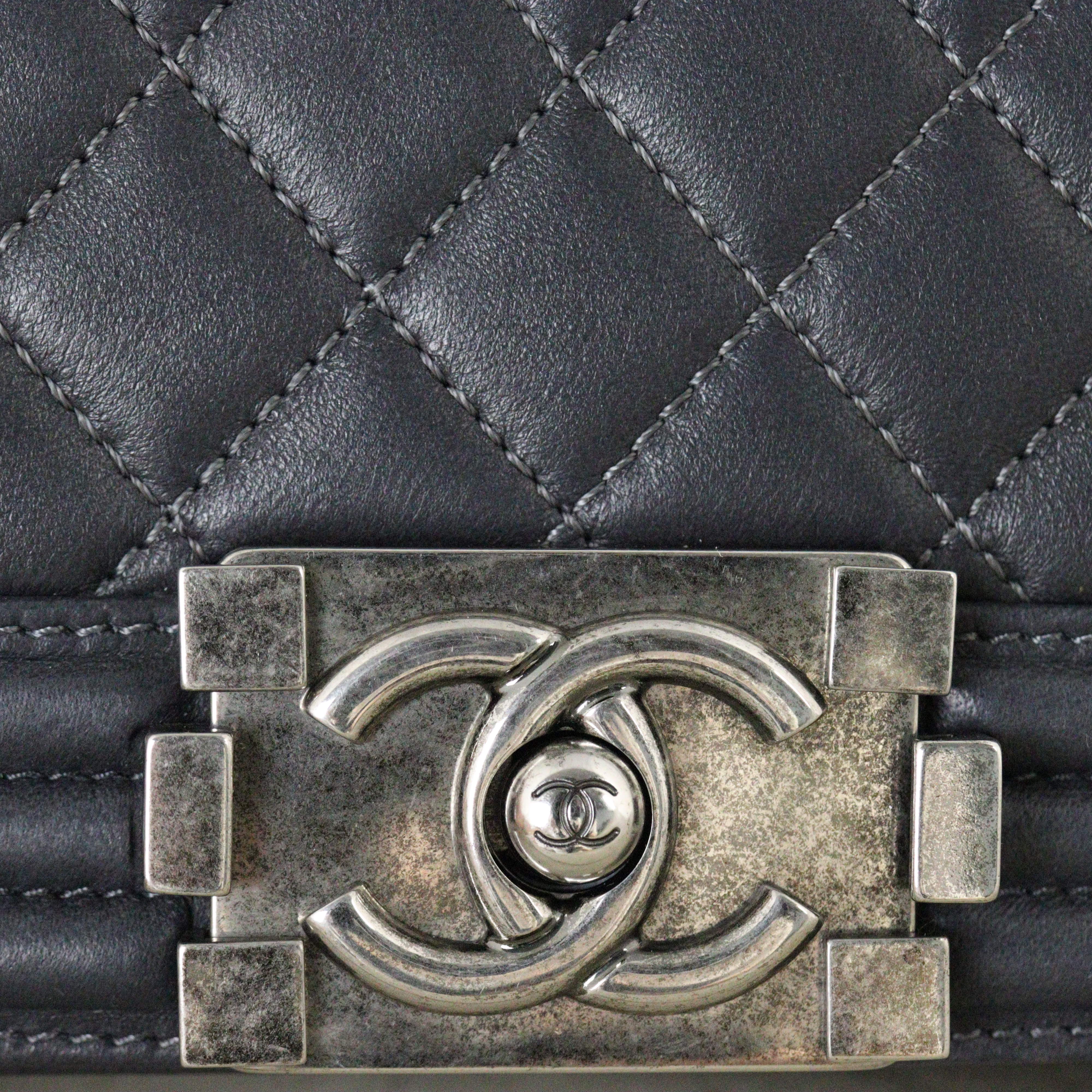 Chanel Boy Old Medium