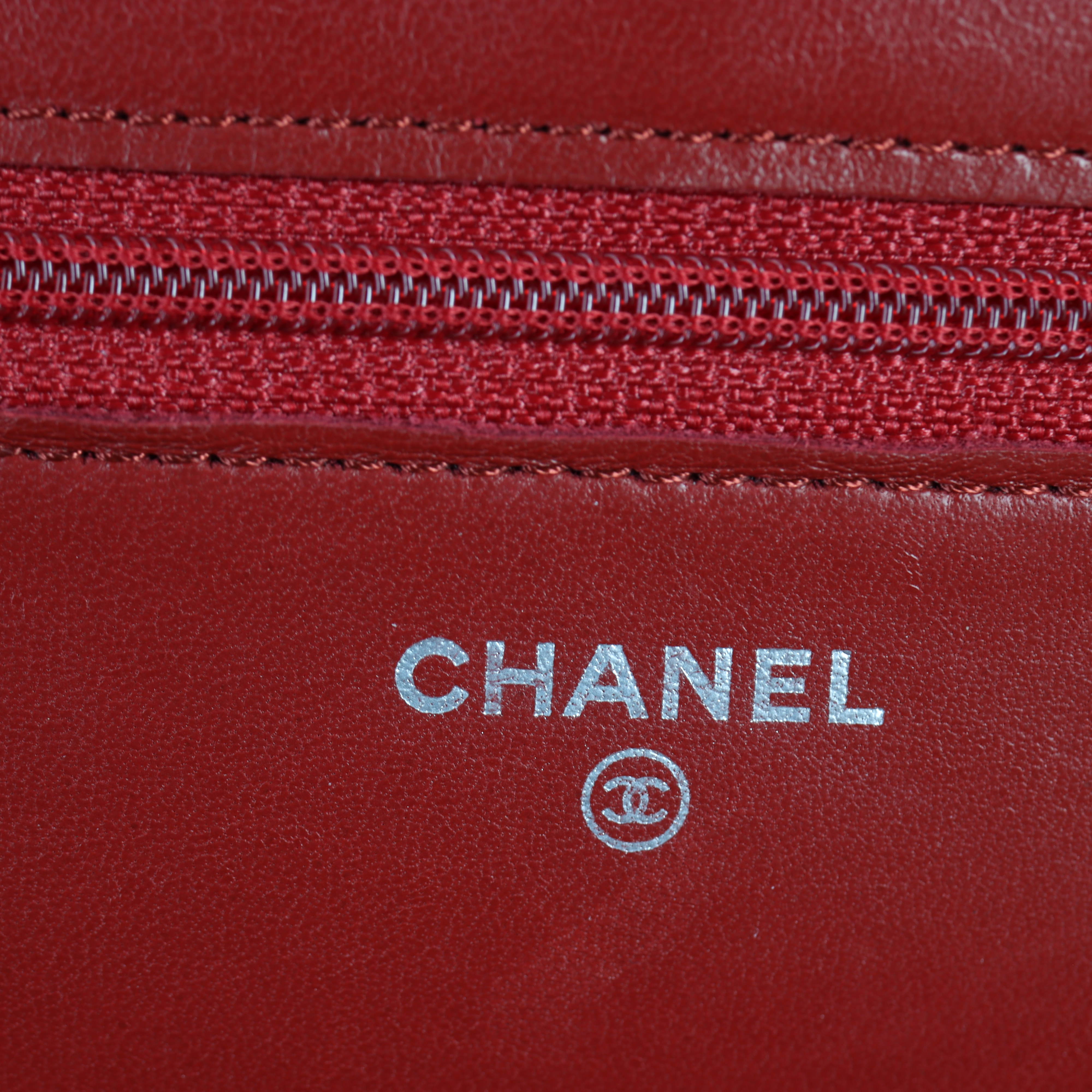 Chanel Classic Wallet on Chain