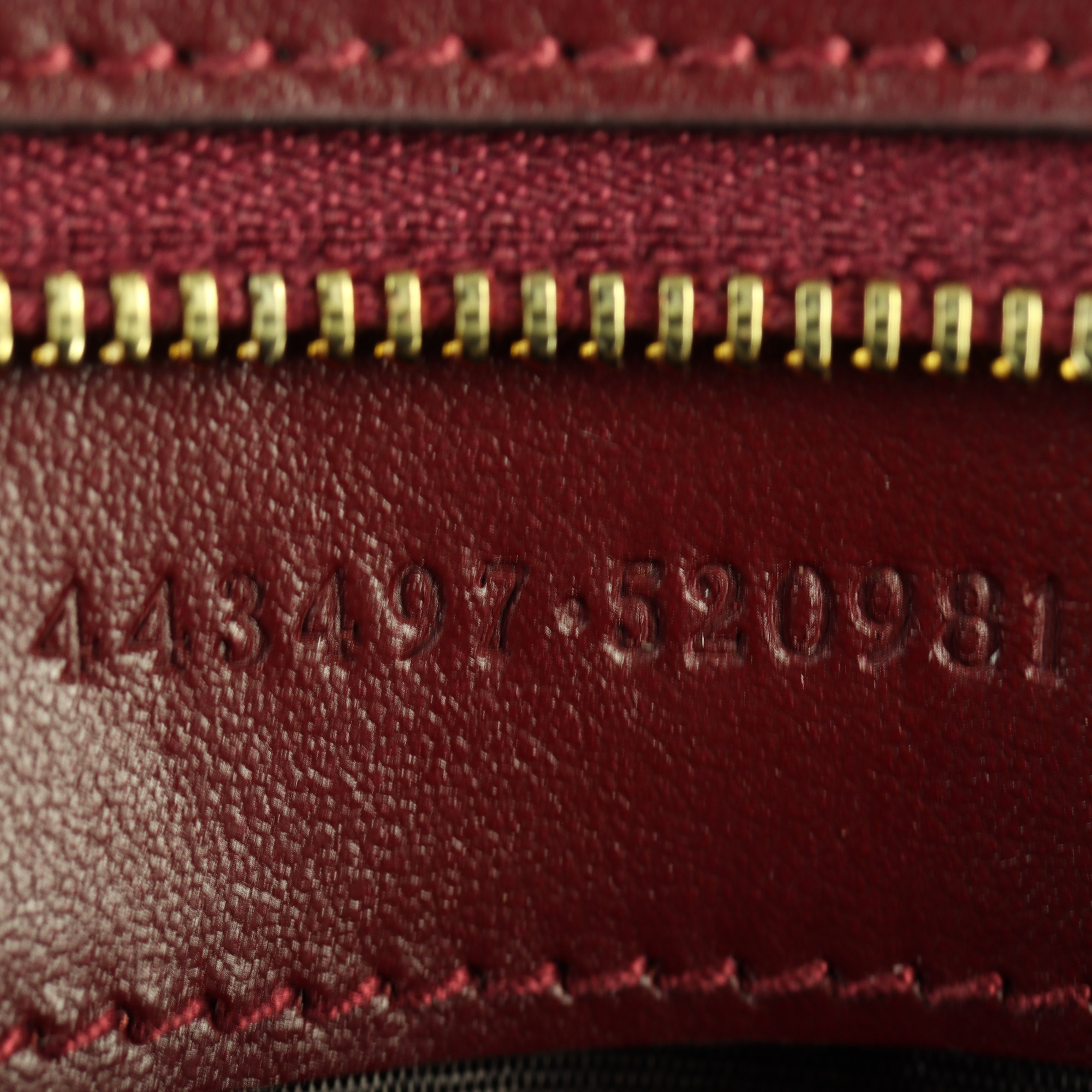 Gucci GG Marmont Matelasse Medium Shoulder Bag
