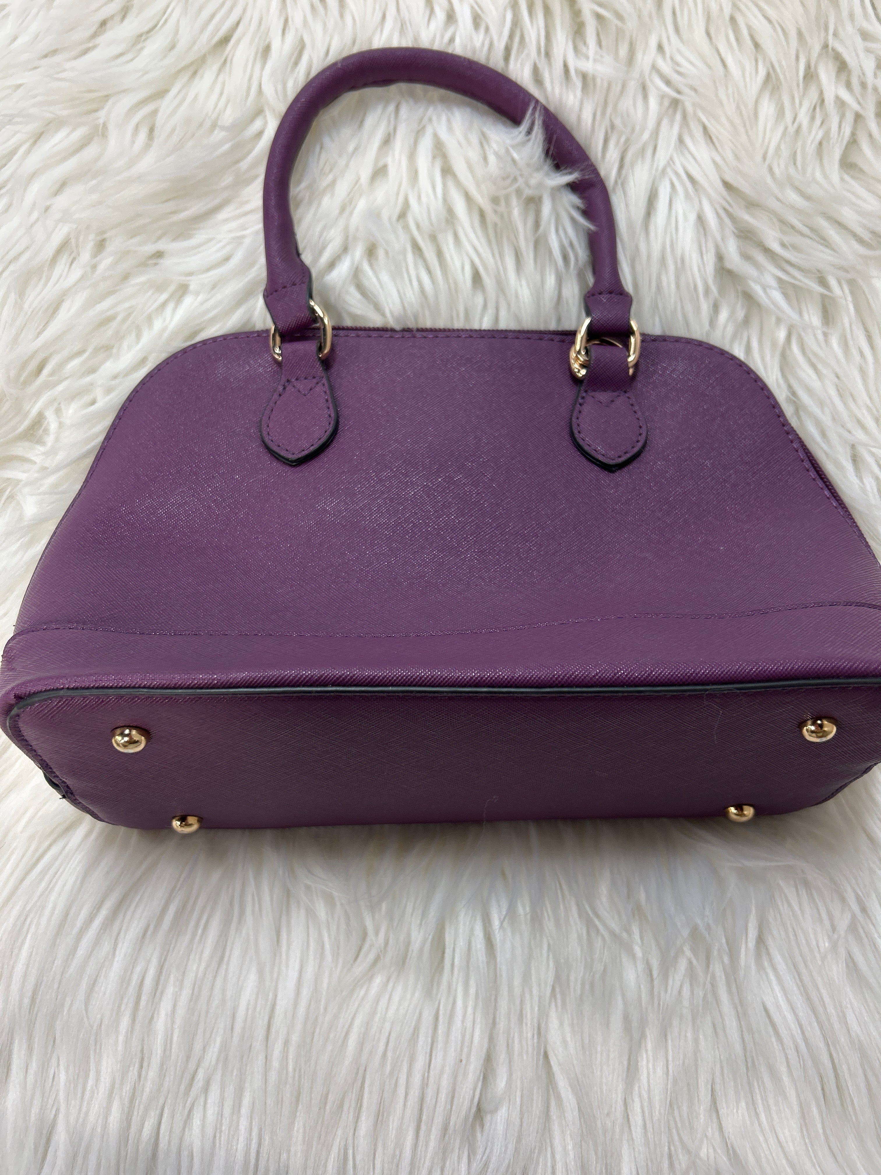 Handbag By Clothes Mentor In Purple, Size:Medium