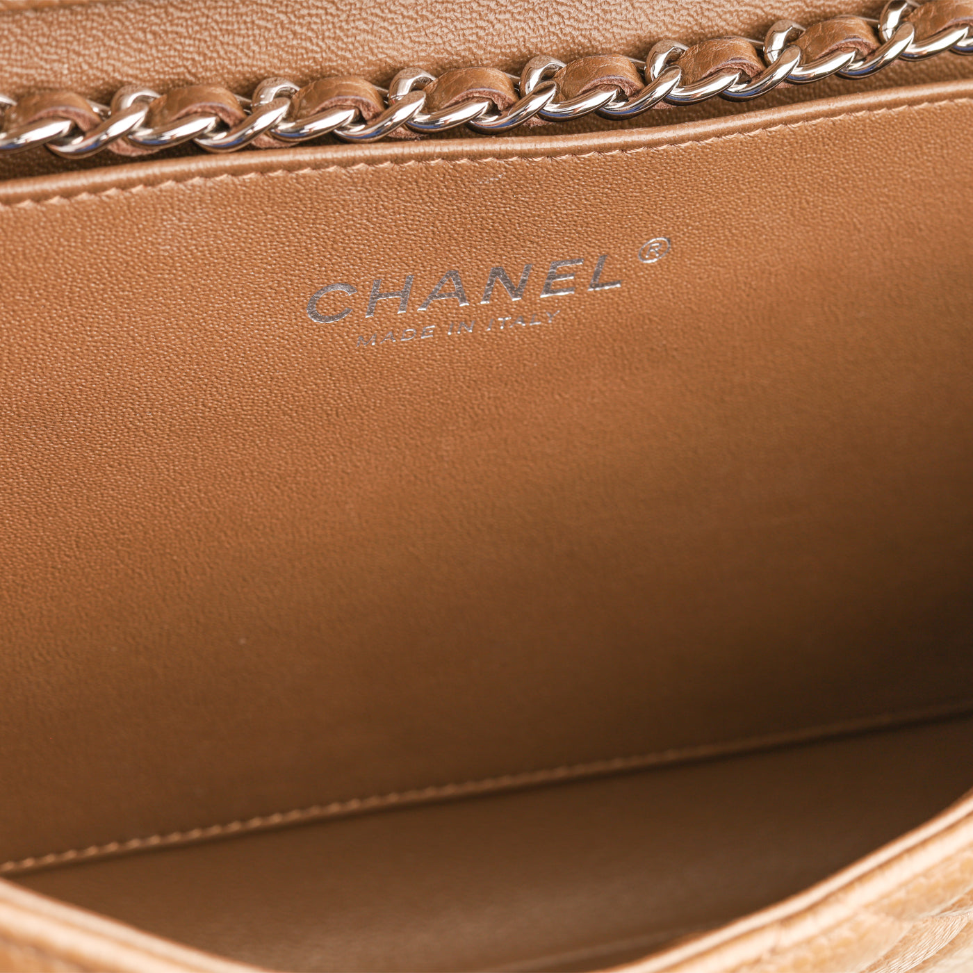 Timeless Clutch with Chain