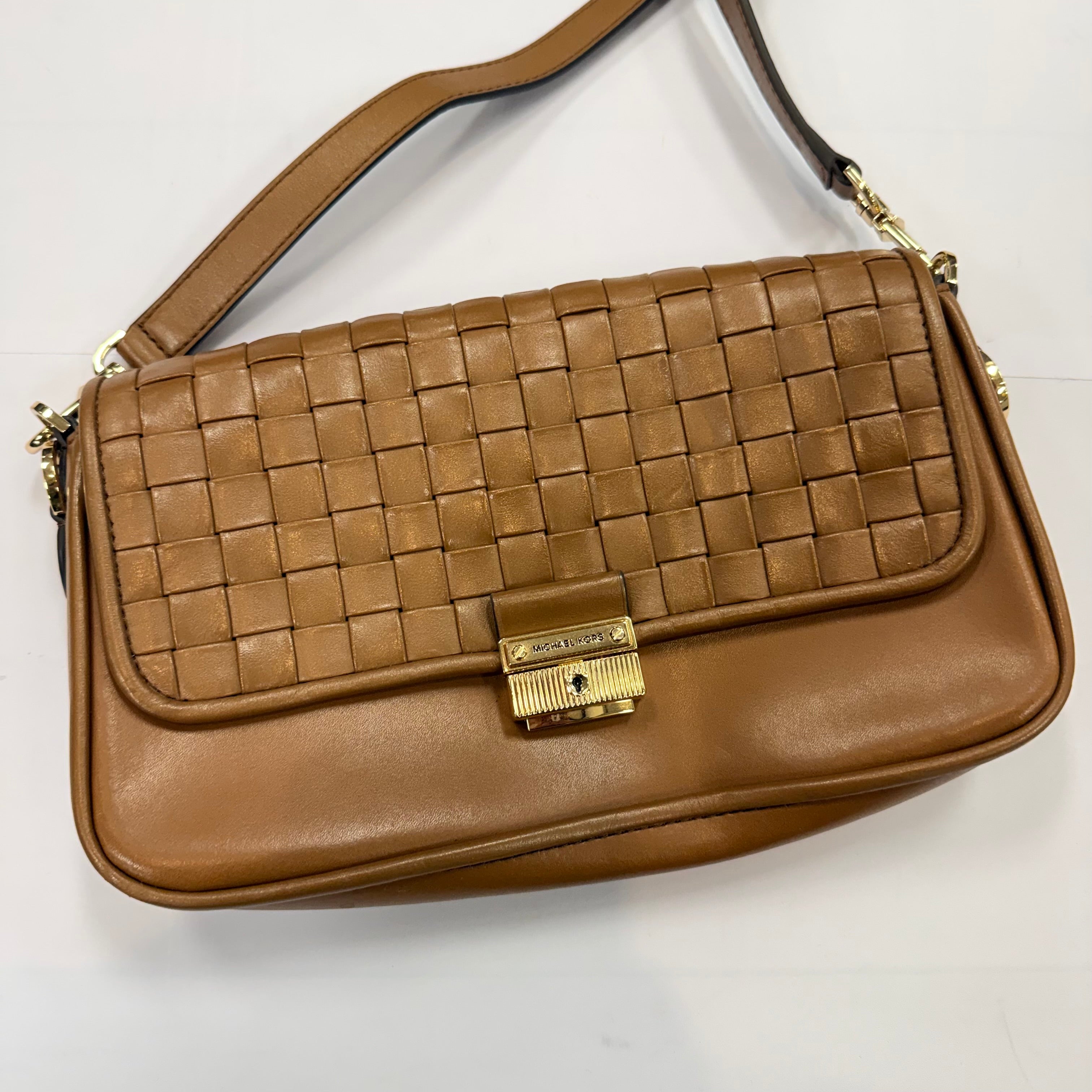 Crossbody Designer By Michael By Michael Kors, Size: Medium