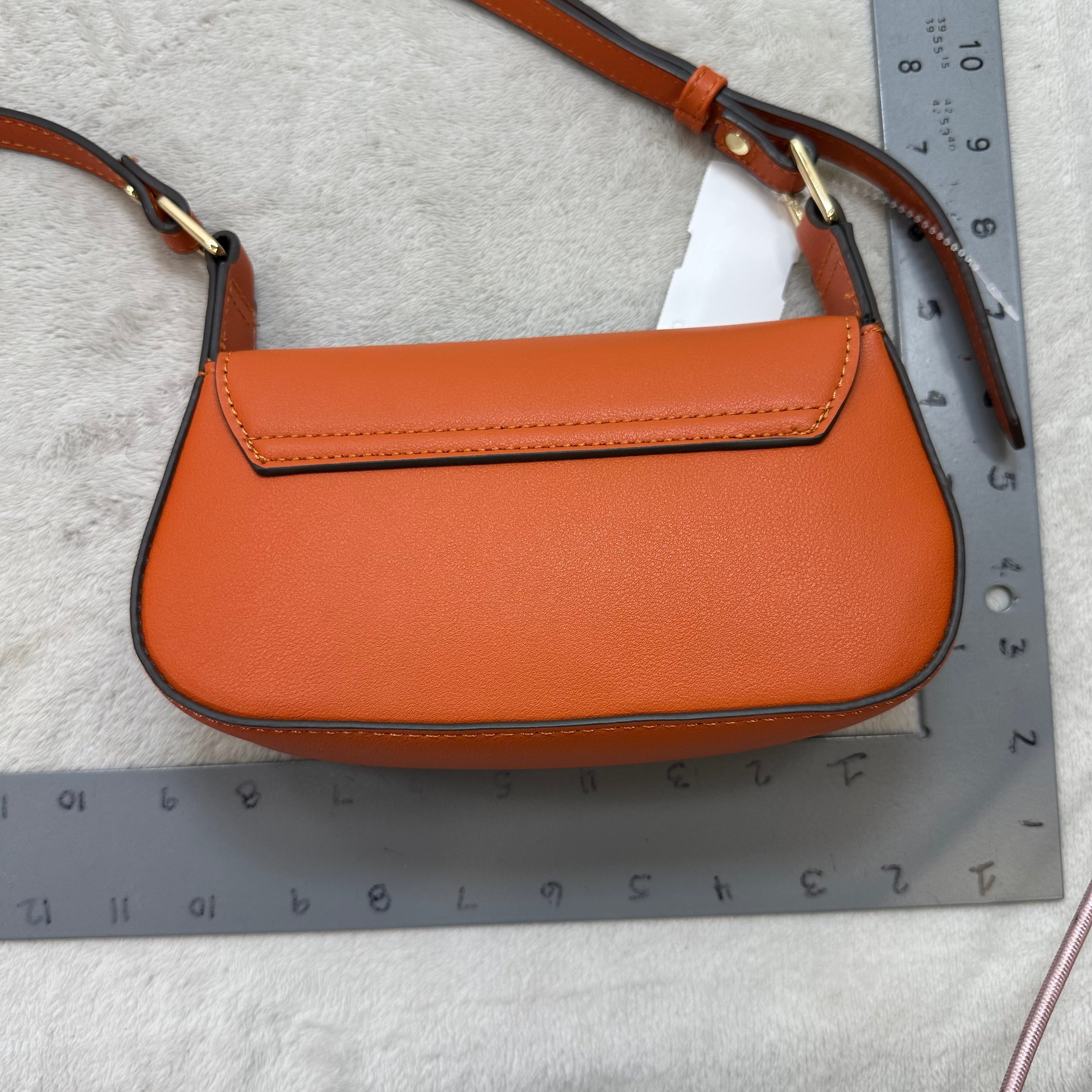 Crossbody By Clothes Mentor, Size: Small