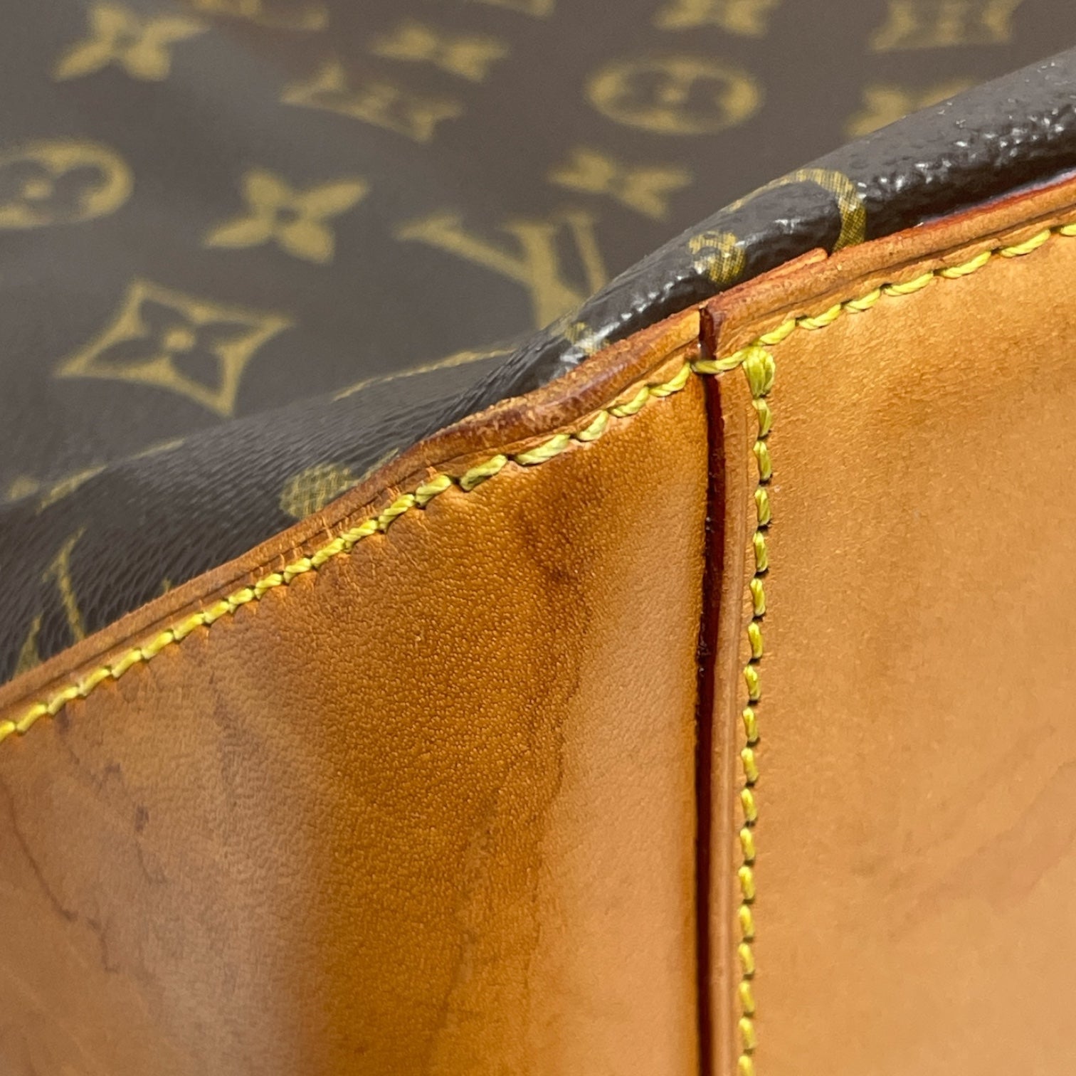 Tote Luxury Designer By Louis Vuitton, Size: Large