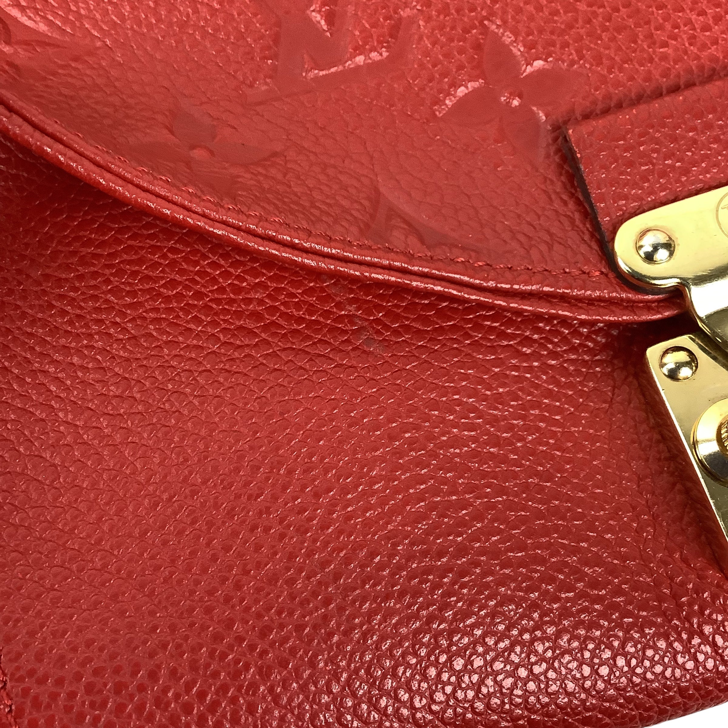 Crossbody Luxury Designer By Louis Vuitton, Size: Small