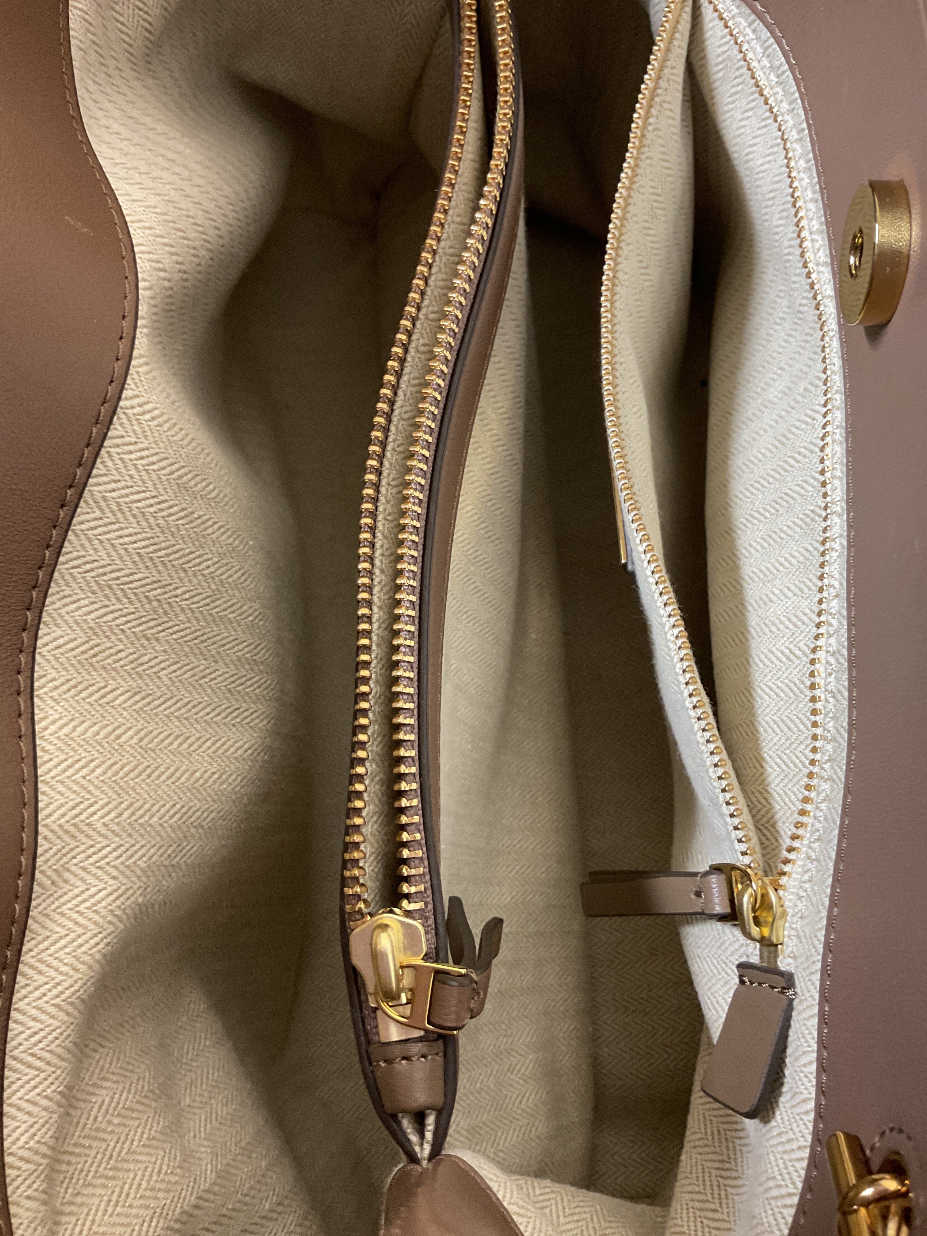 Handbag Designer By Tory Burch In Brown, Size:Medium