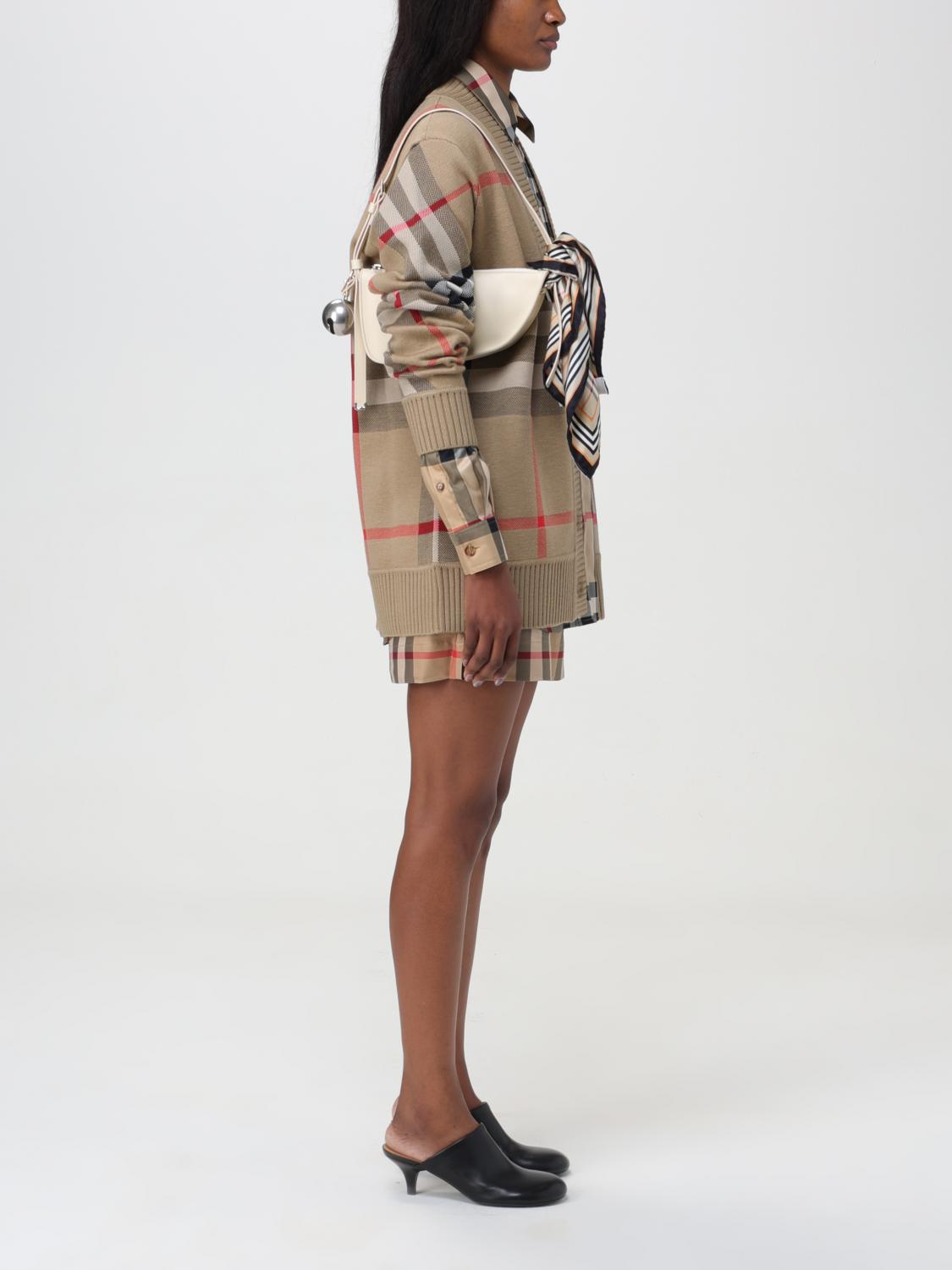 woman's shoulder bag