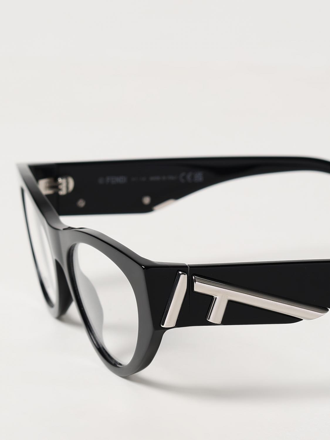 woman's optical frames