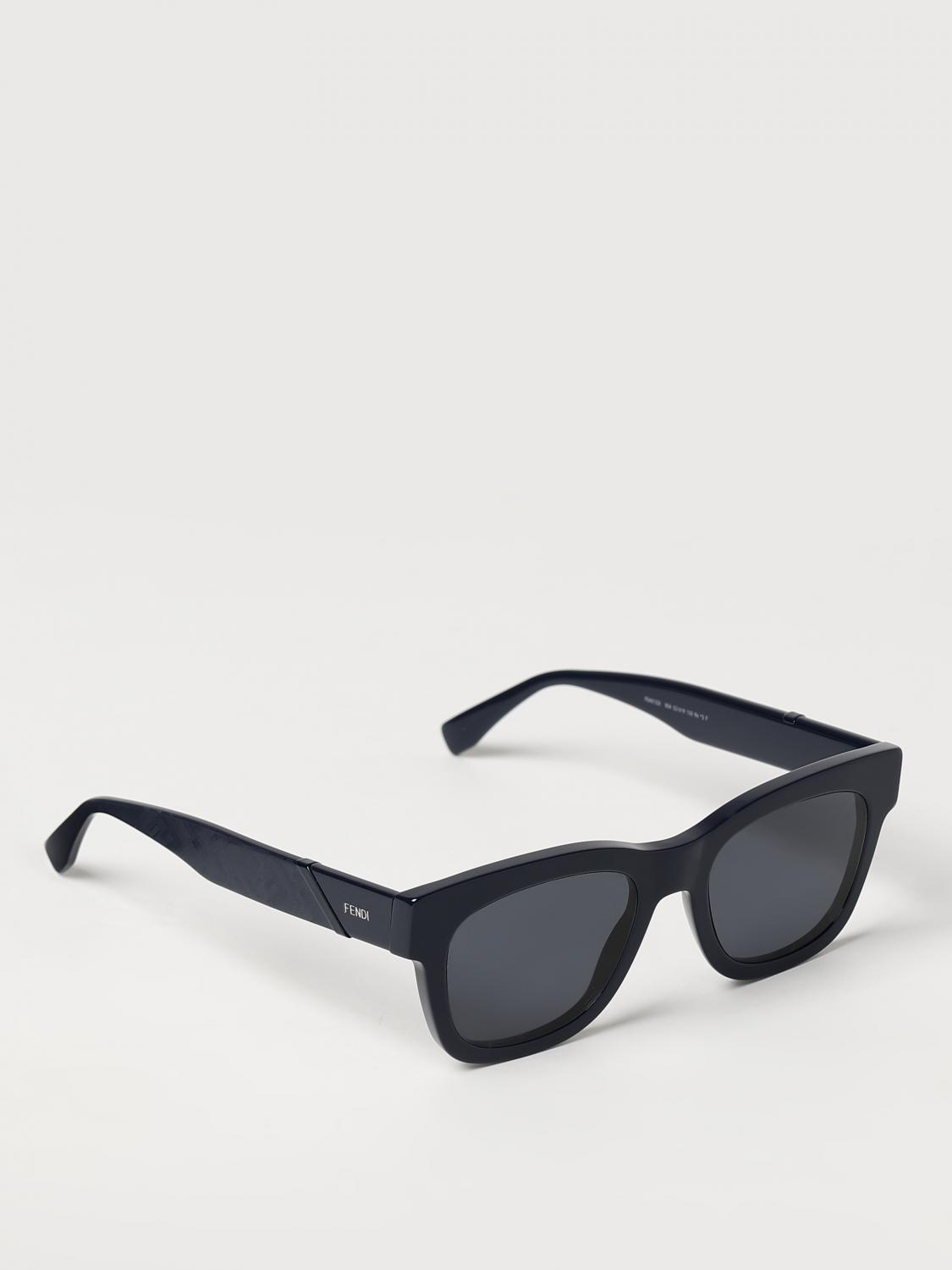 woman's sunglasses