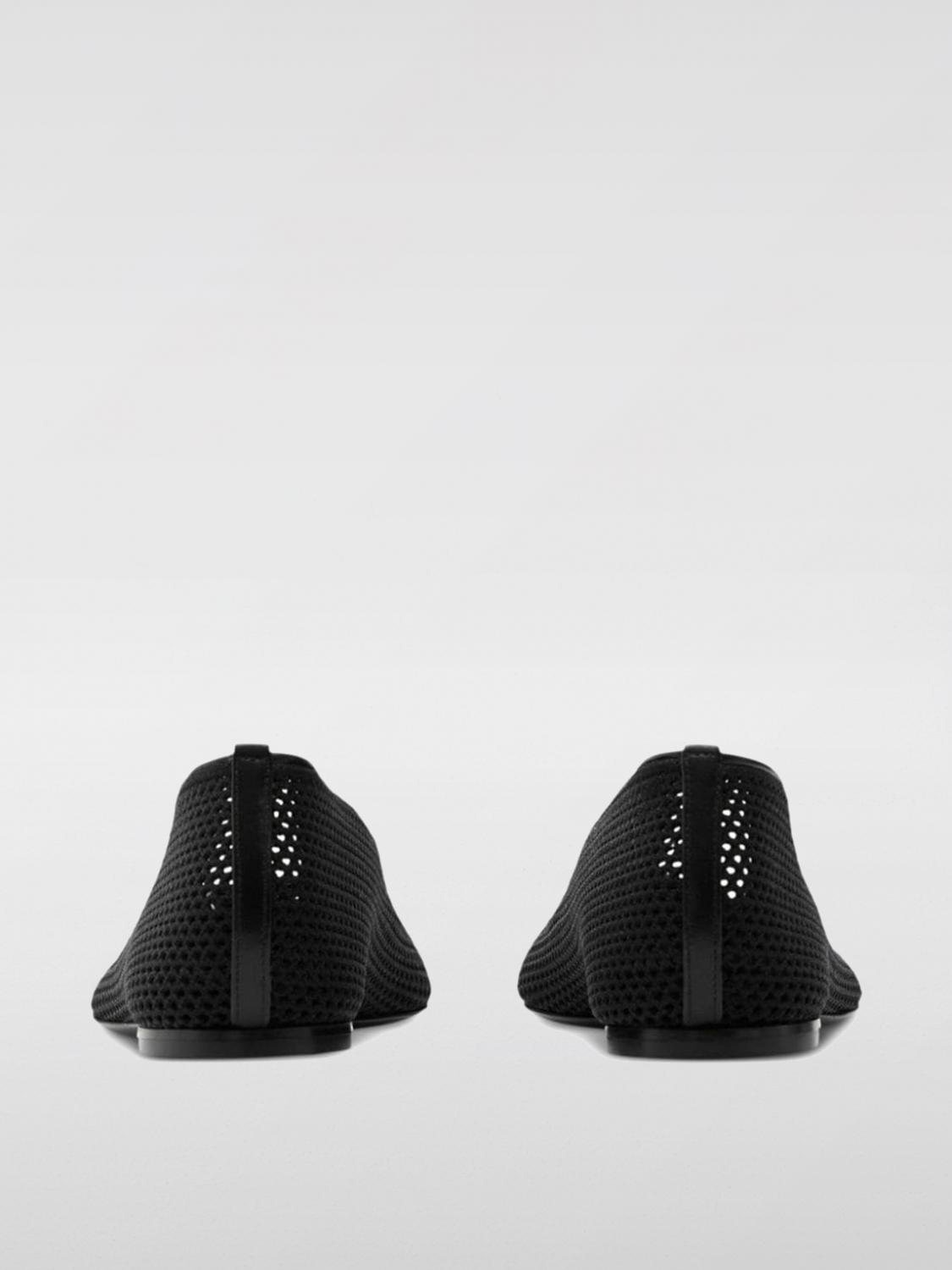 woman's ballet flat