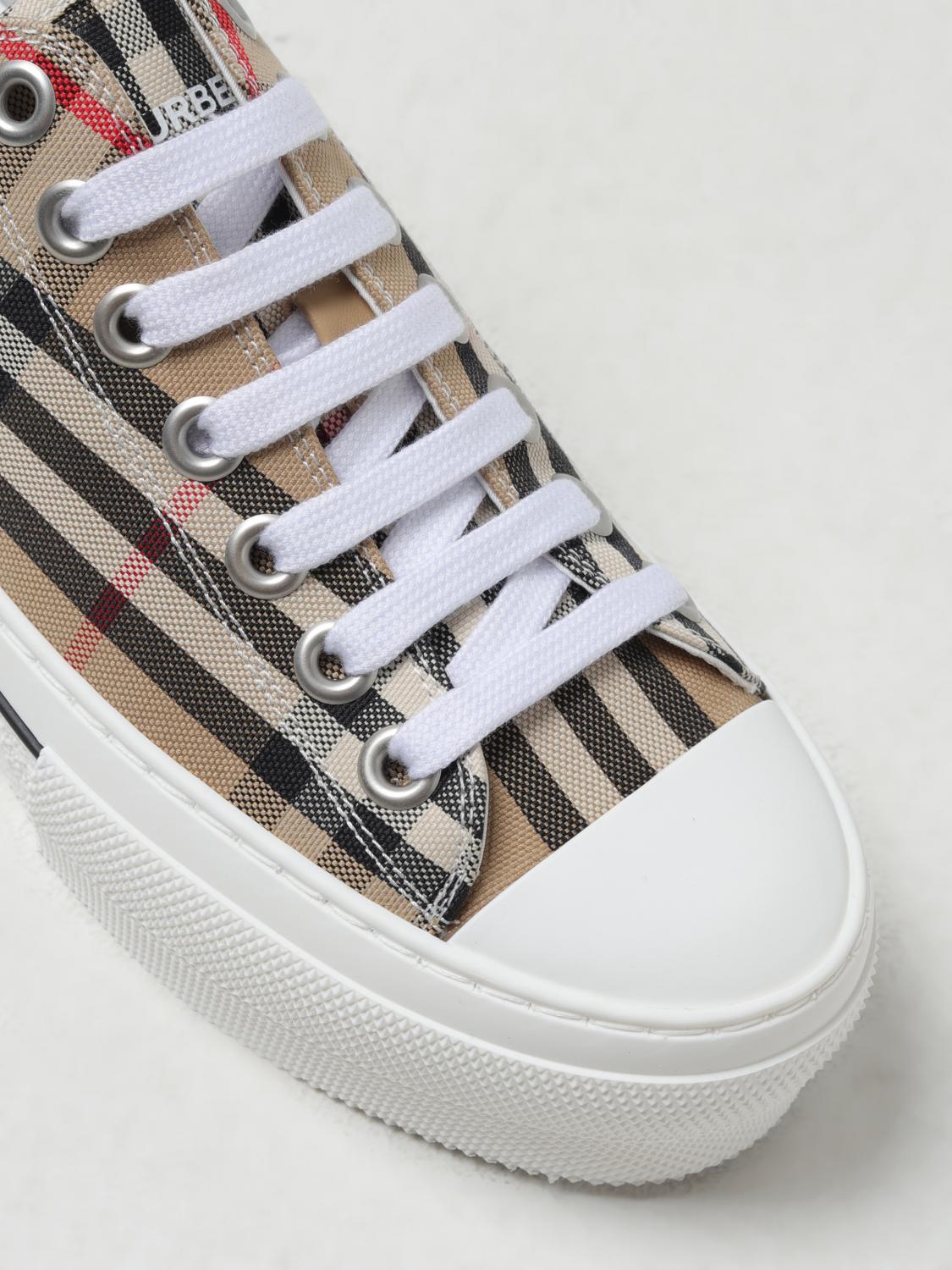 woman's sneakers