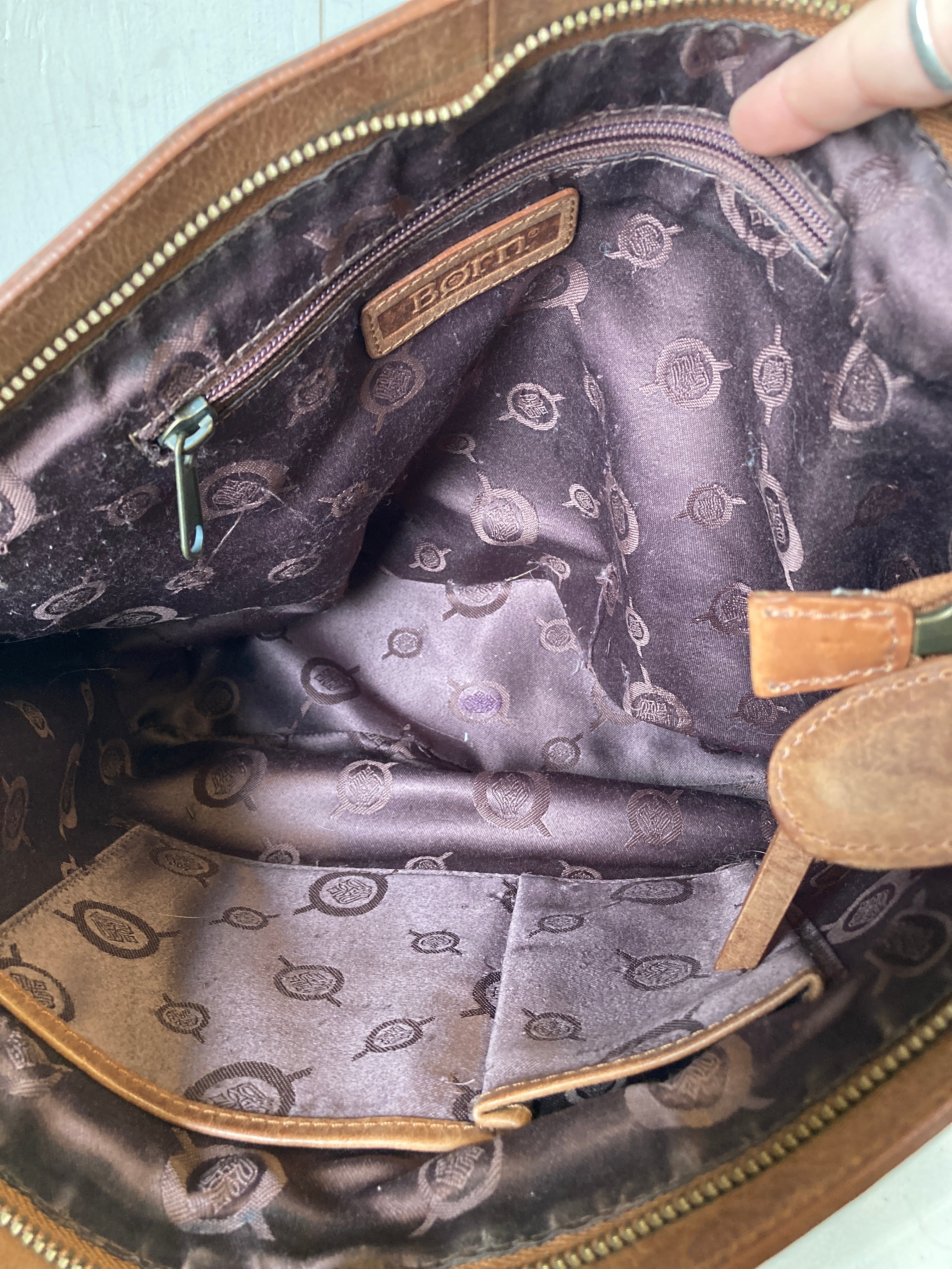 Crossbody Leather By Born In Brown, Size:Medium