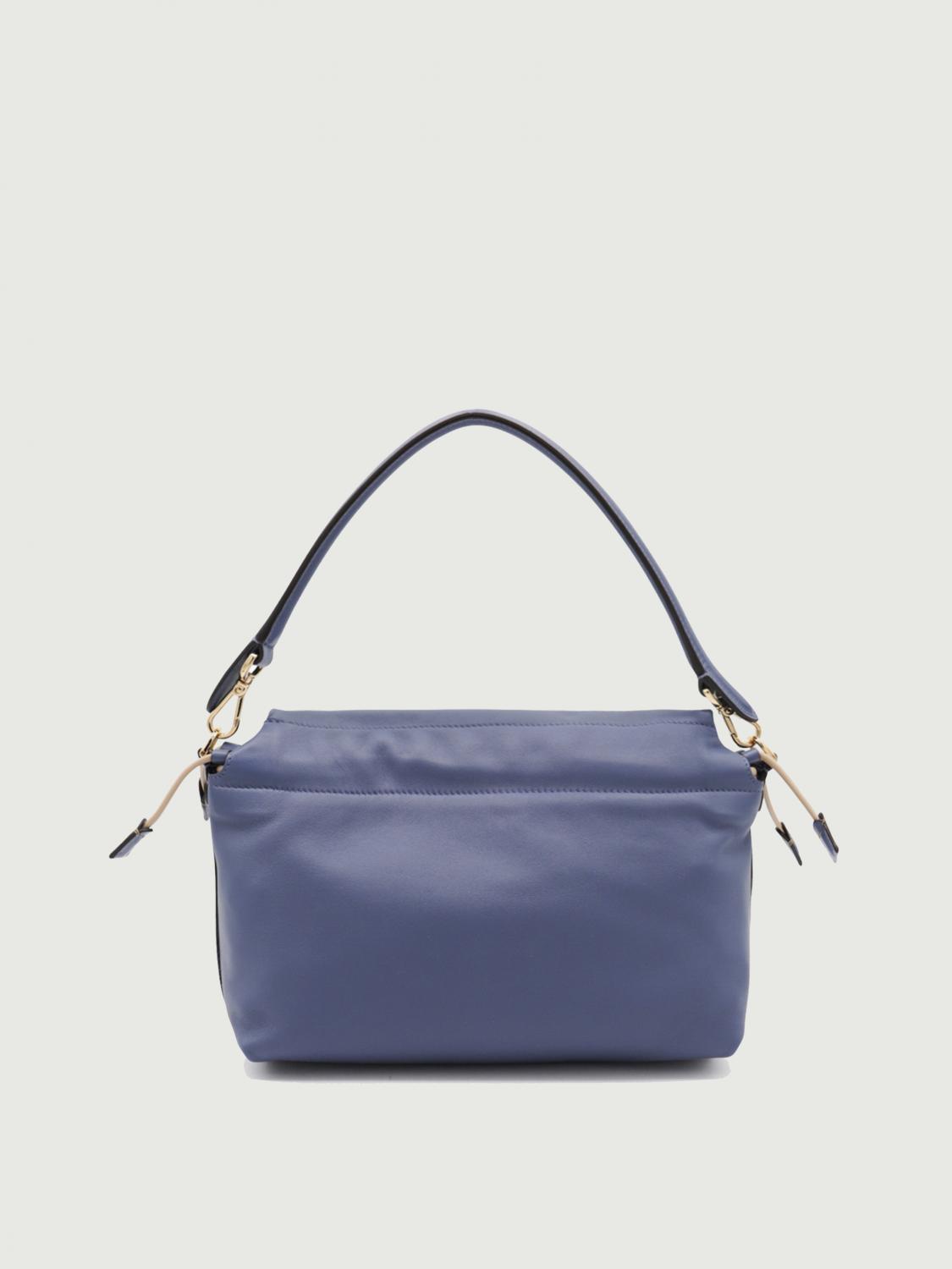 woman's shoulder bag