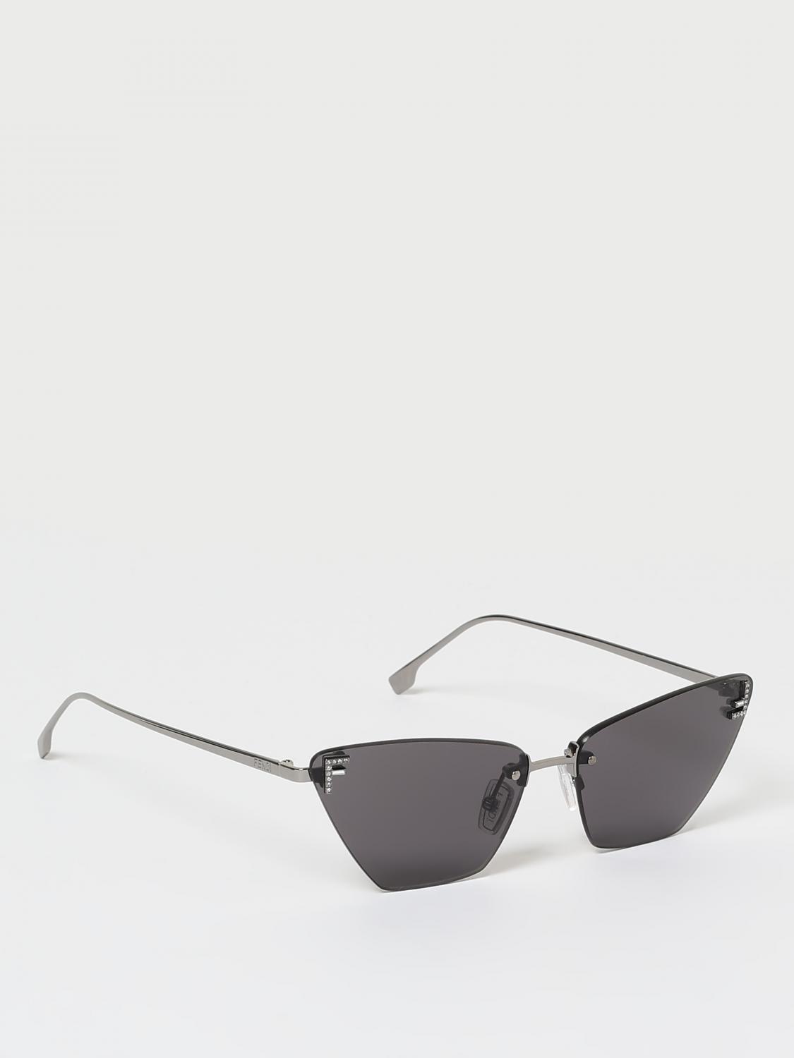 woman's sunglasses