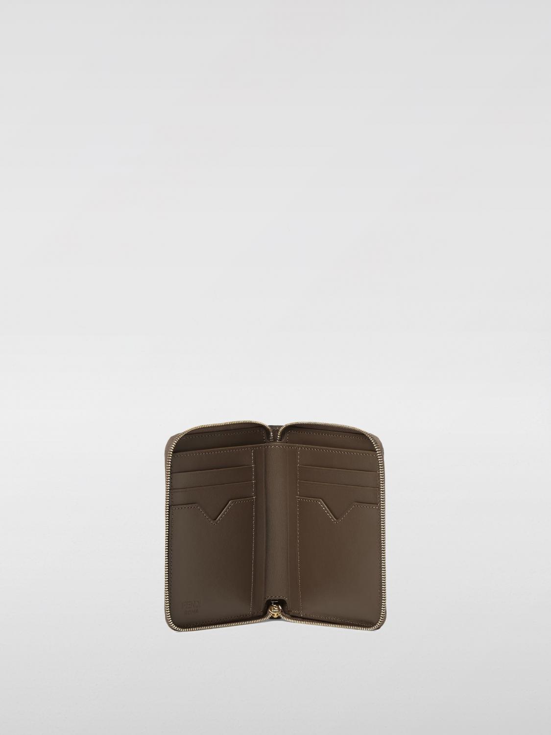 woman's wallet