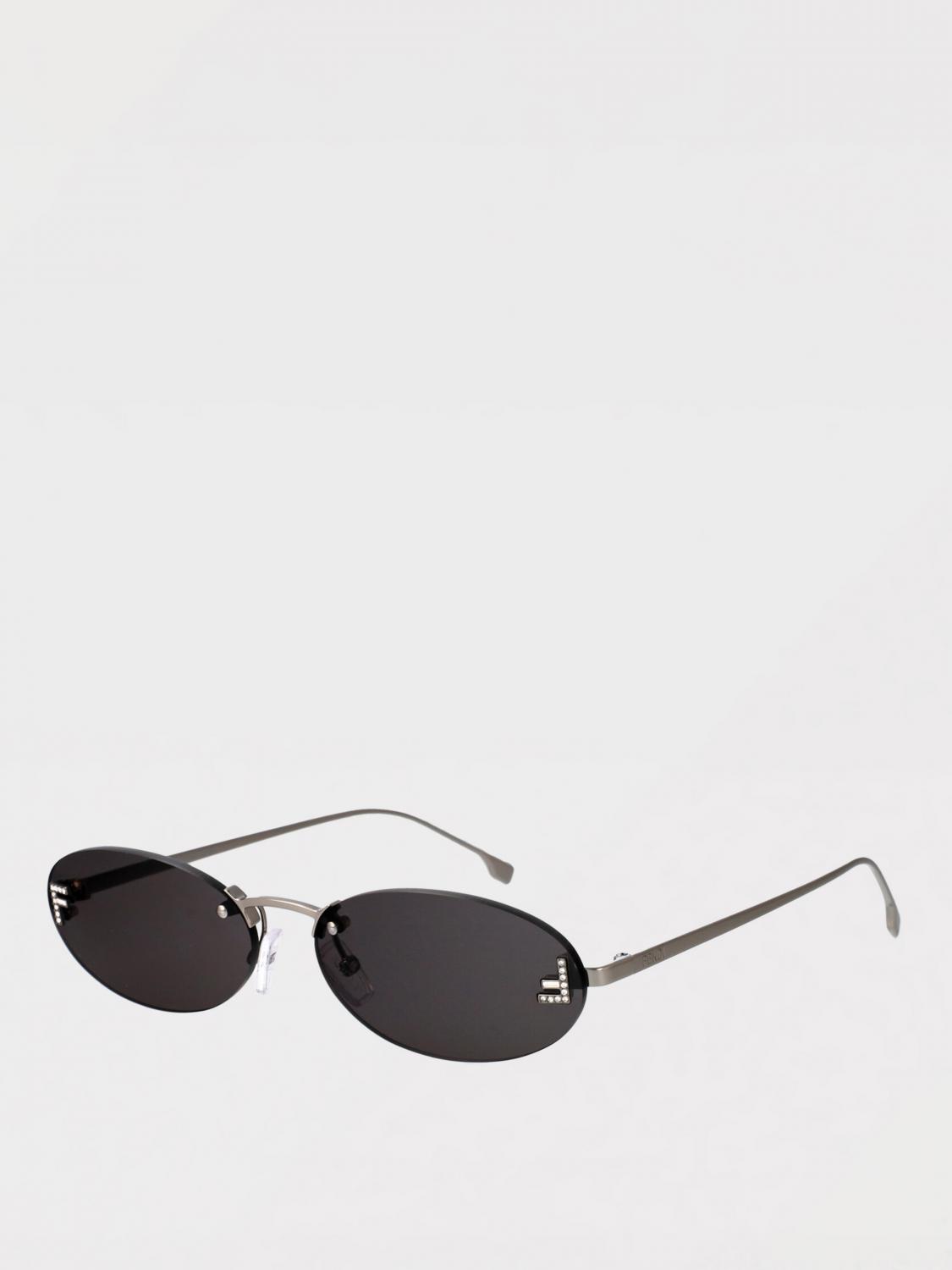 woman's sunglasses