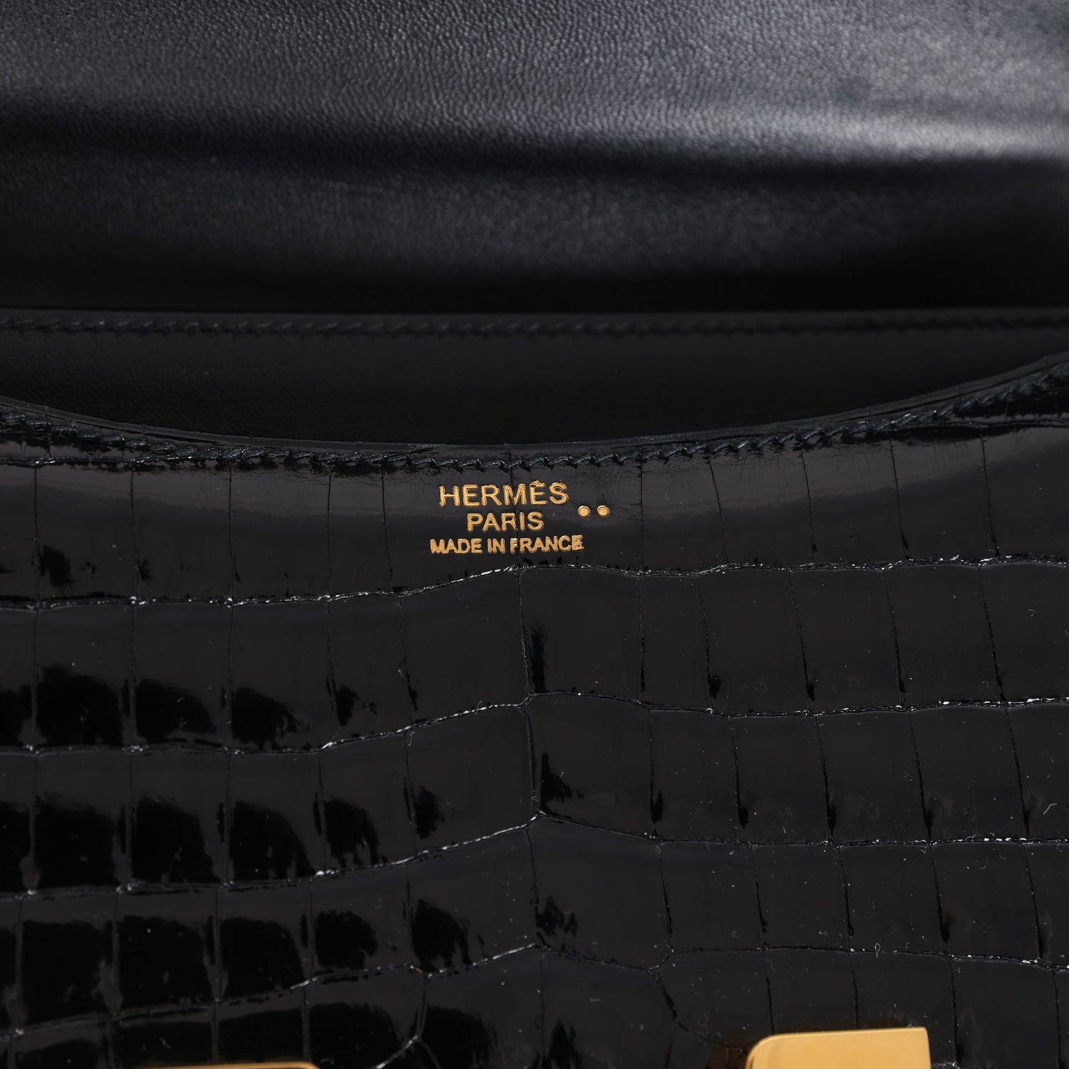 Pre-owned Hermes Constance 24 Black Shiny Niloticus Crocodile Gold Hardware