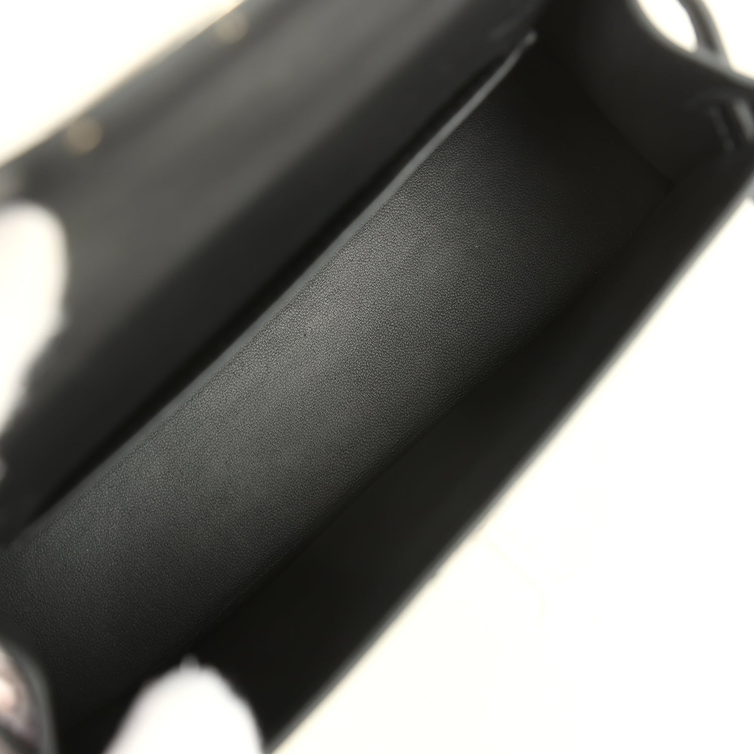 Hermes Kelly Sellier 20 Clouté Black Box Palladium Hardware