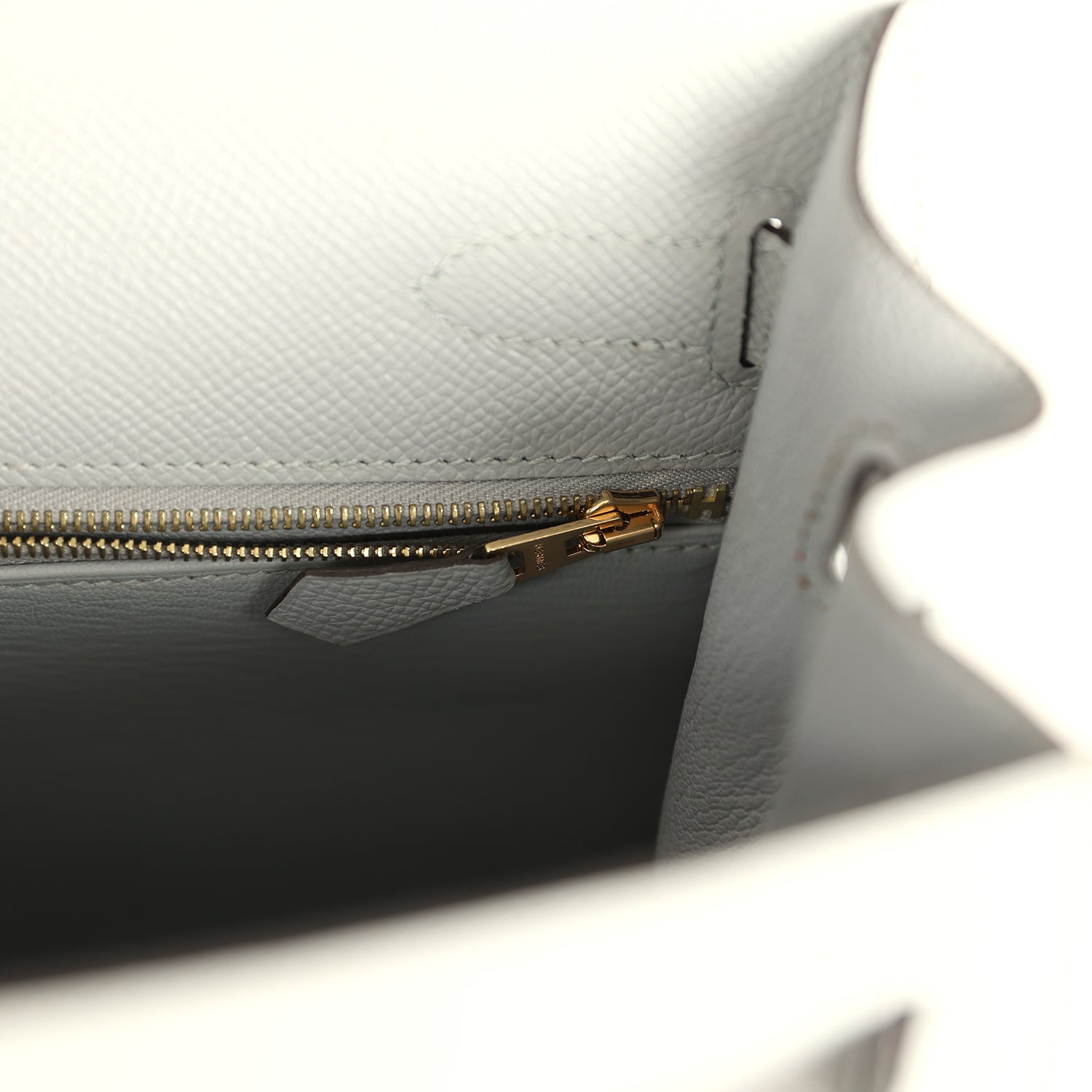 Pre-owned Hermes Kelly Sellier 32 Bleu Glacier Epsom Gold Hardware
