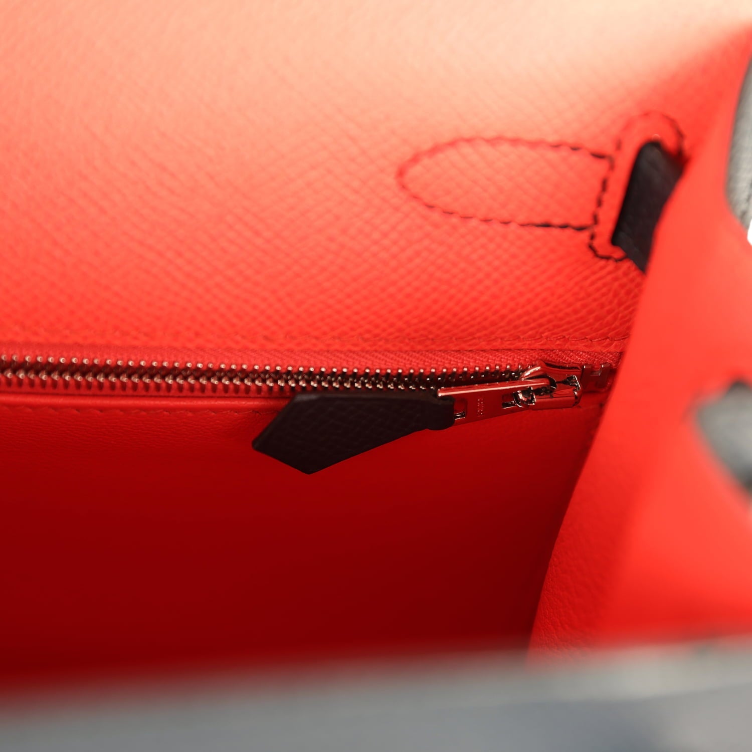 Pre-owned Hermes Kelly Sellier 28 Casaque Bleu Indigo and Rouge Sellier Epsom Palladium Hardware