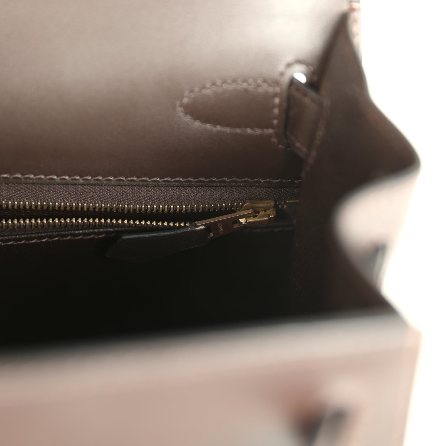 Vintage Hermes Kelly Sellier 28 Ebene Chamonix Gold Hardware