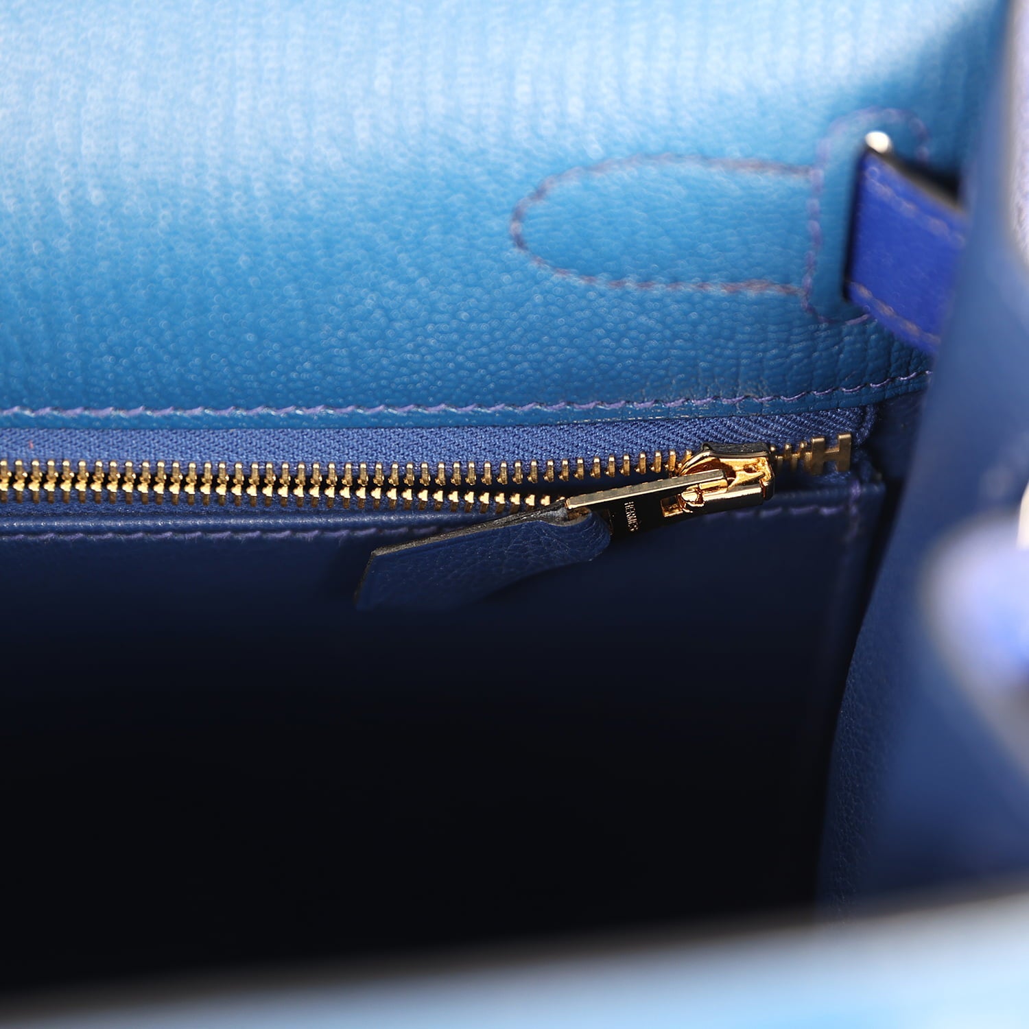 Pre-owned Hermes Special Order (HSS) Kelly Sellier 28 Bleu Electric and Bleu Saphir Chevre Mysore Permabrass Hardware