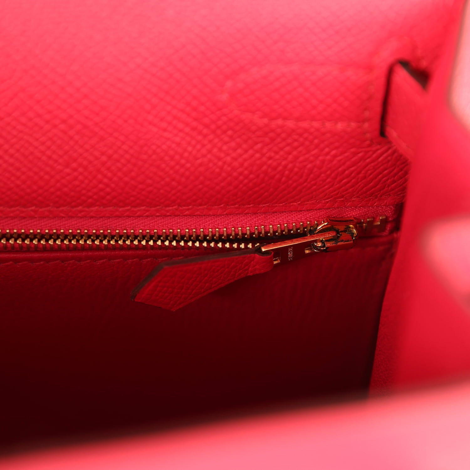 Pre-owned Hermes Kelly Sellier 28 Rose Extreme Epsom Gold Hardware