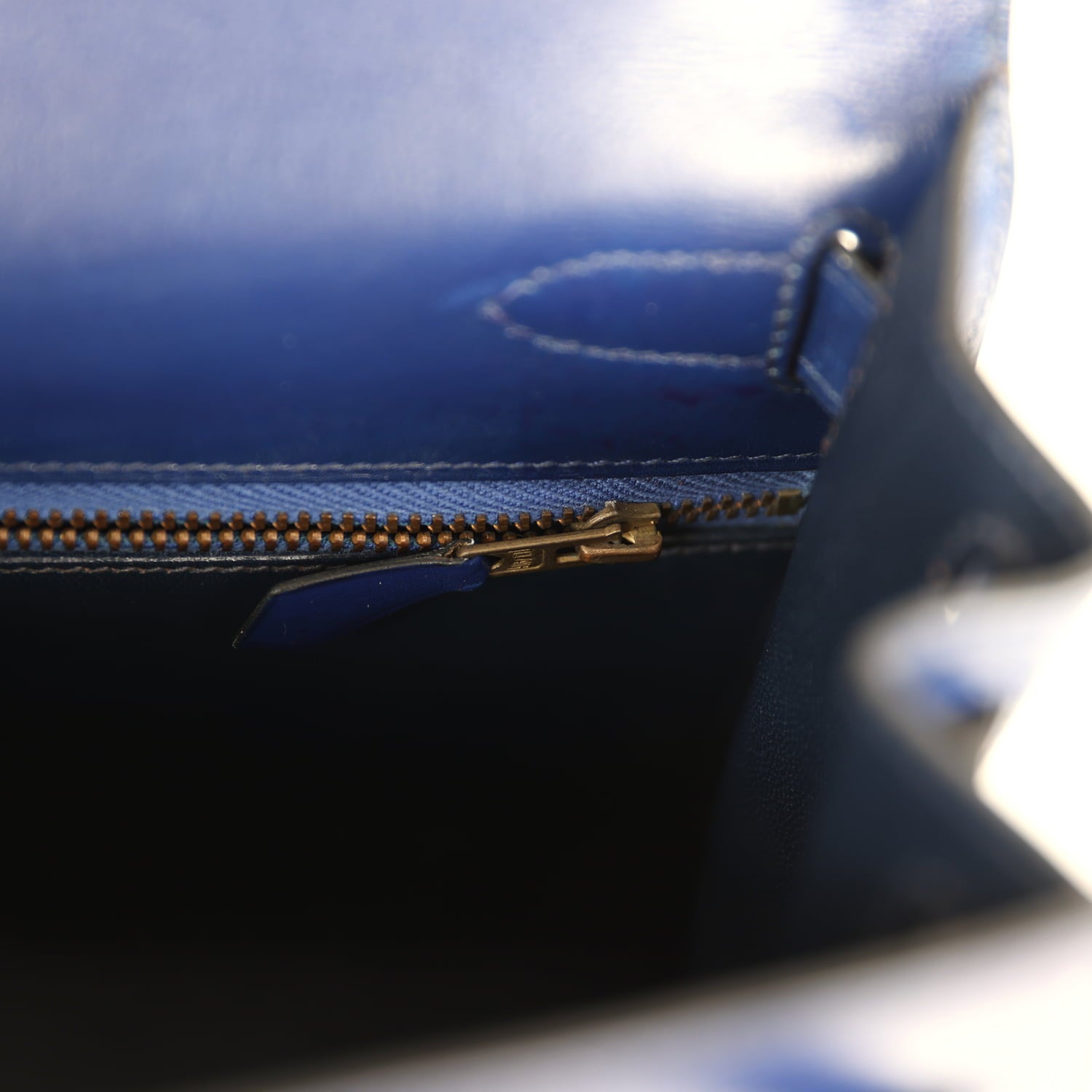 Vintage Hermes Kelly Sellier 28 Bleu Saphir Box Gold Hardware
