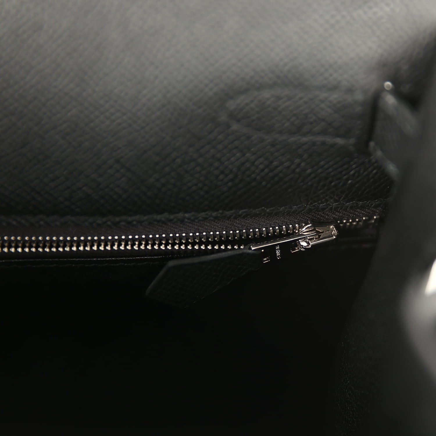 Pre-owned Hermes Kelly Sellier 28 Black Epsom Palladium Hardware
