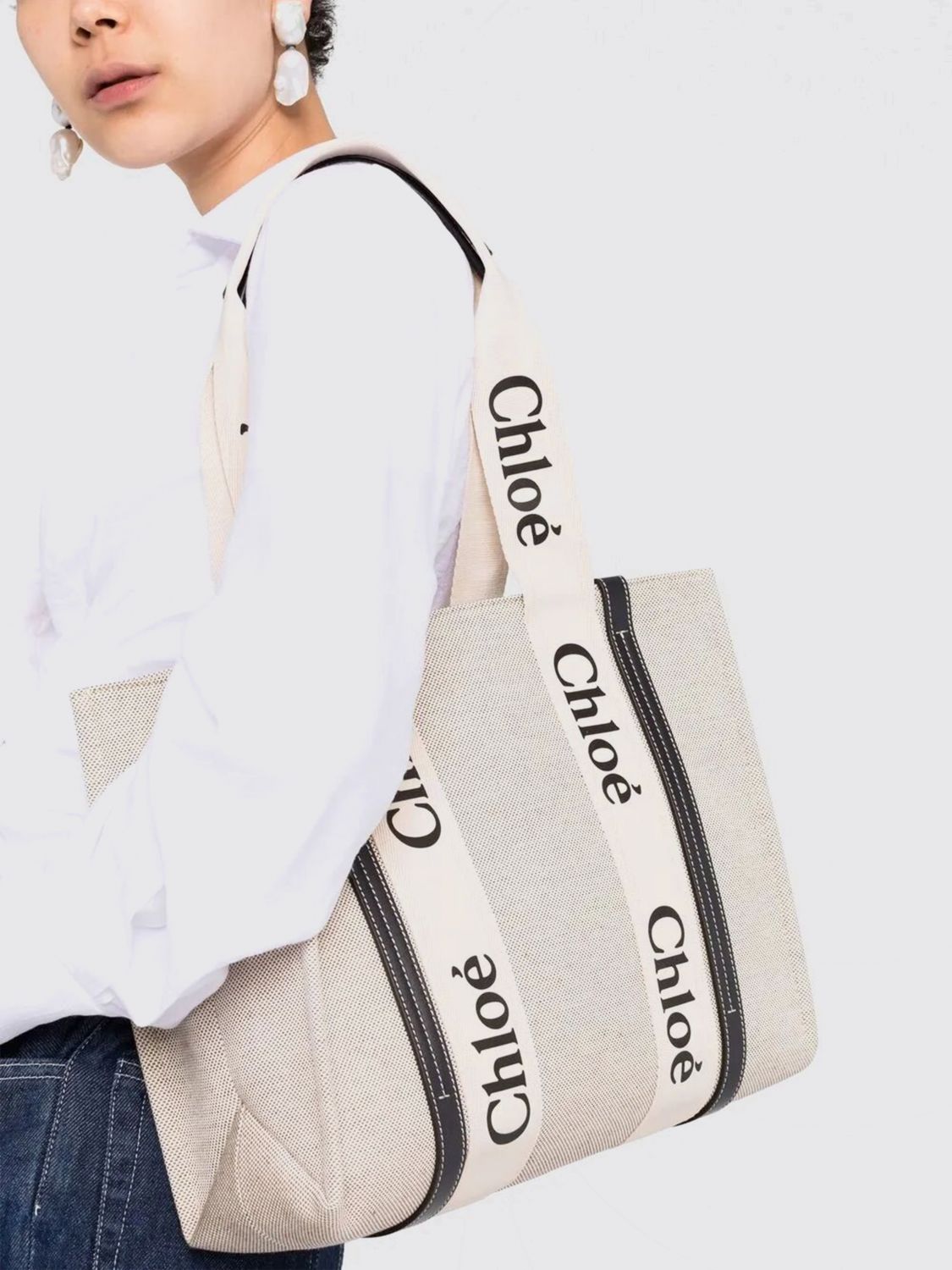 woman's tote bag chloé