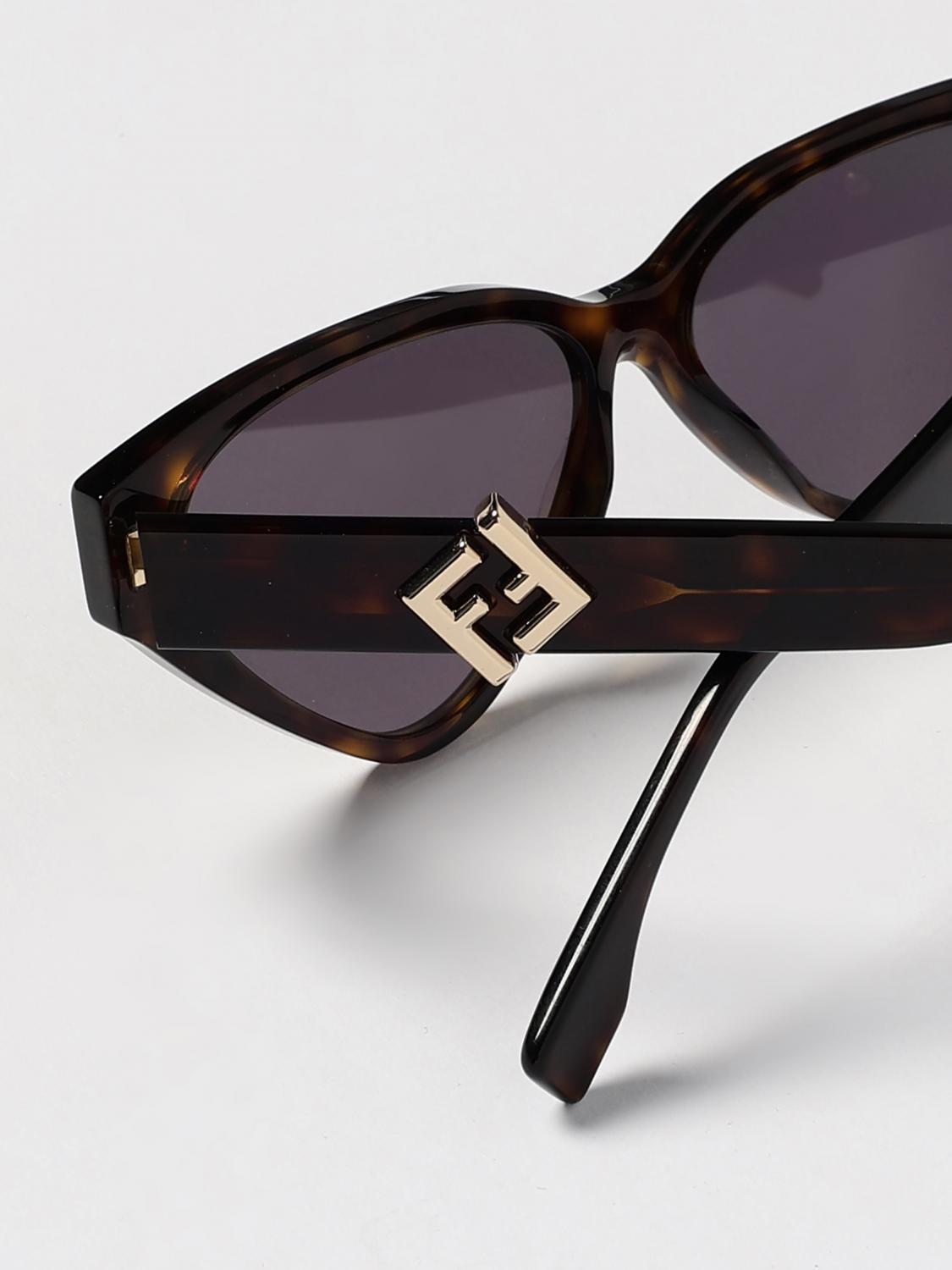 woman's sunglasses
