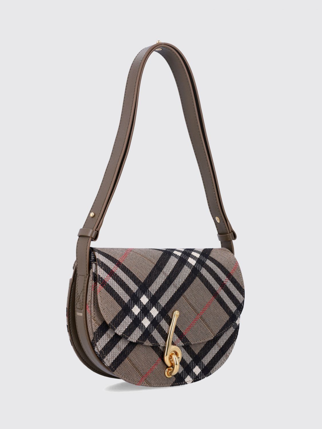 woman's shoulder bag