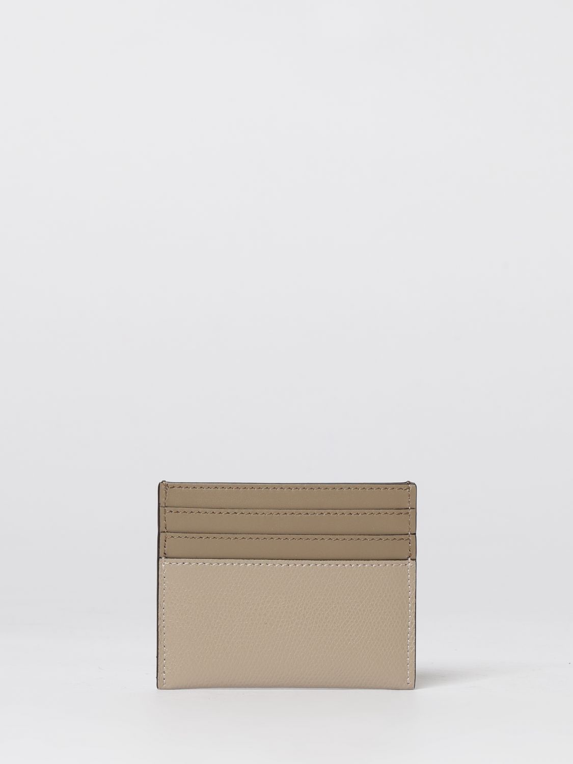 woman's wallet