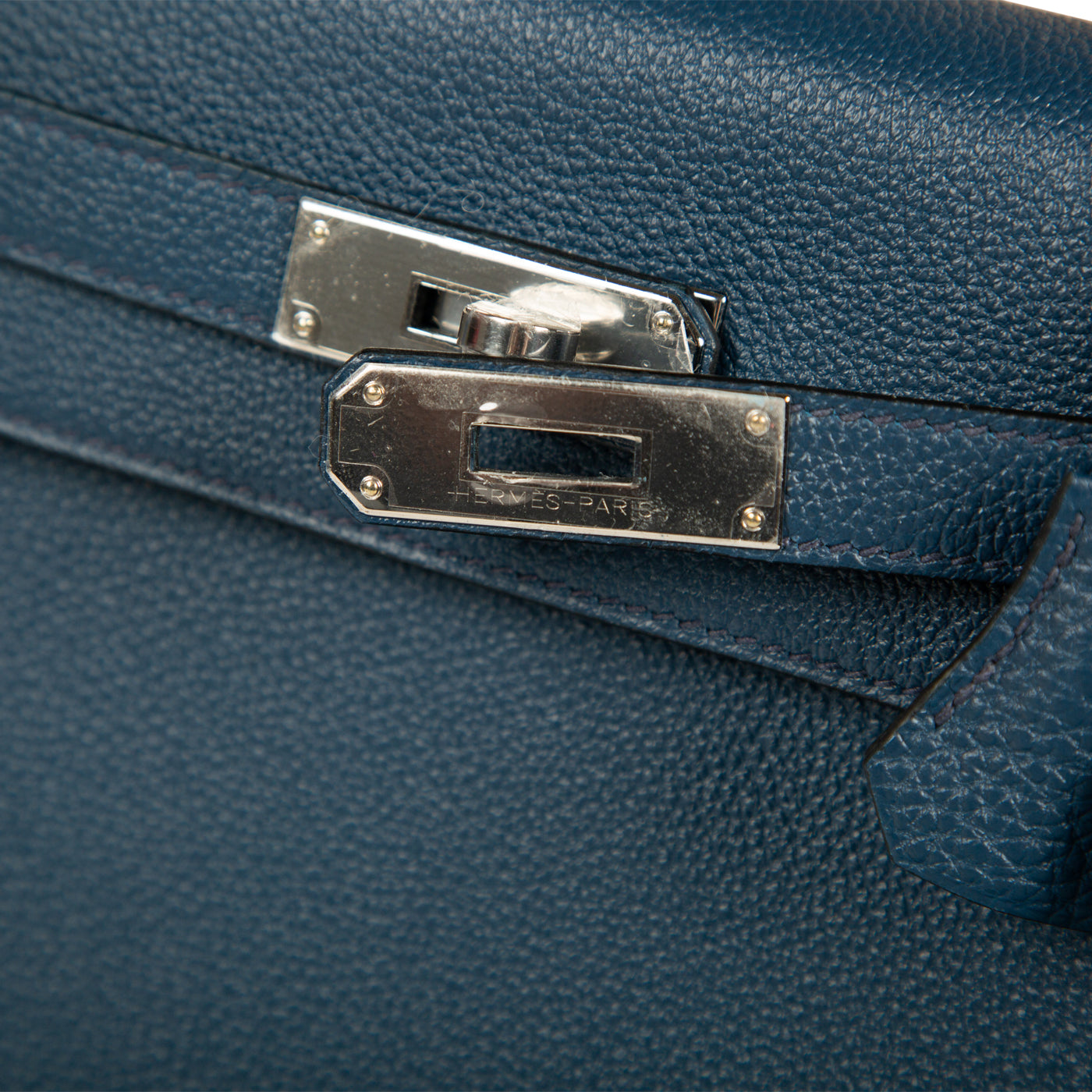 Kelly 28 - Bleu De Prusse Togo - PHW