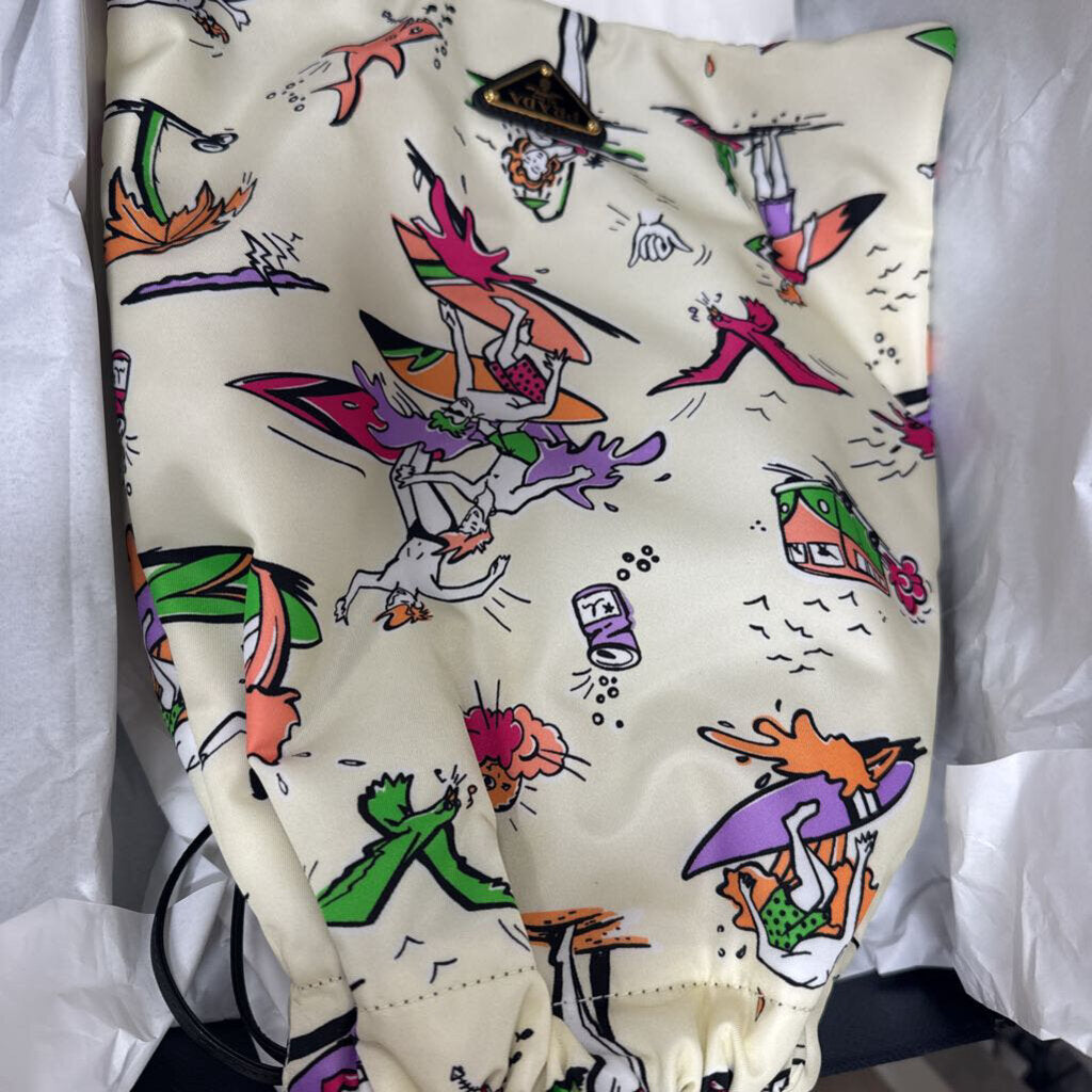 Beige Surf Print Nylon Drawstring Pouch (gift)