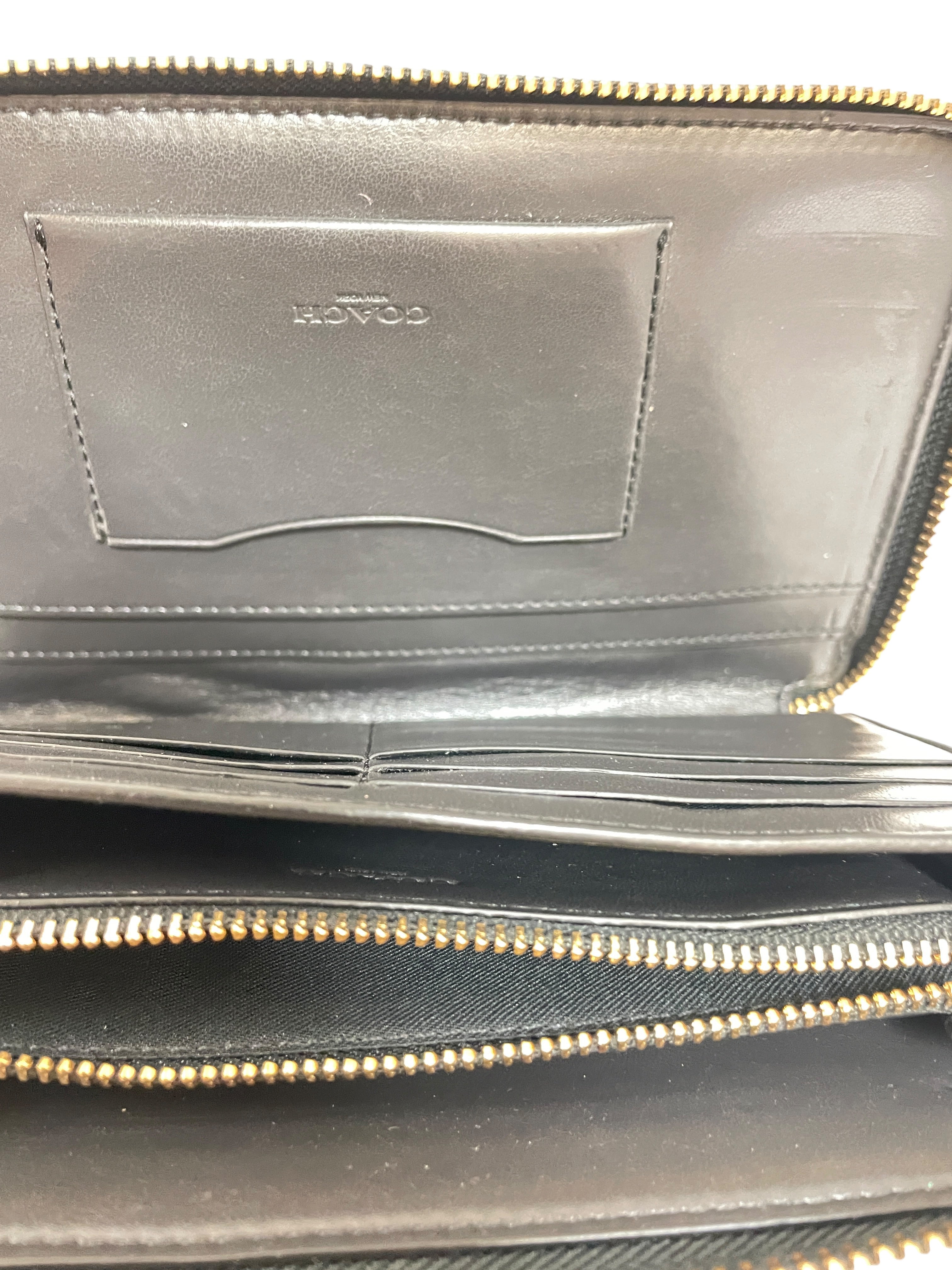 Wristlet Designer By Coach In Black & Gold, Size:Medium