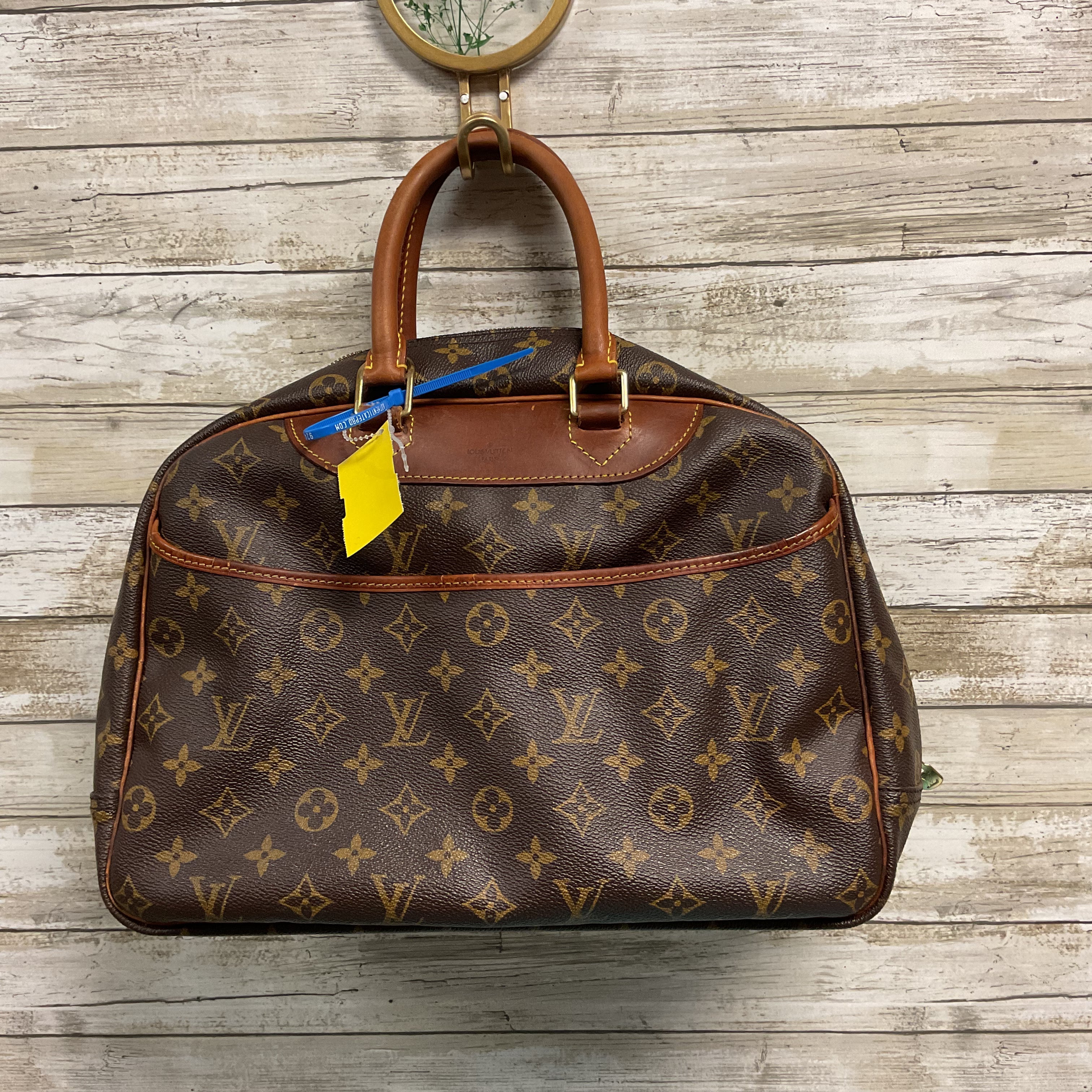 Handbag Luxury Designer By Louis Vuitton In Brown, Size:Medium
