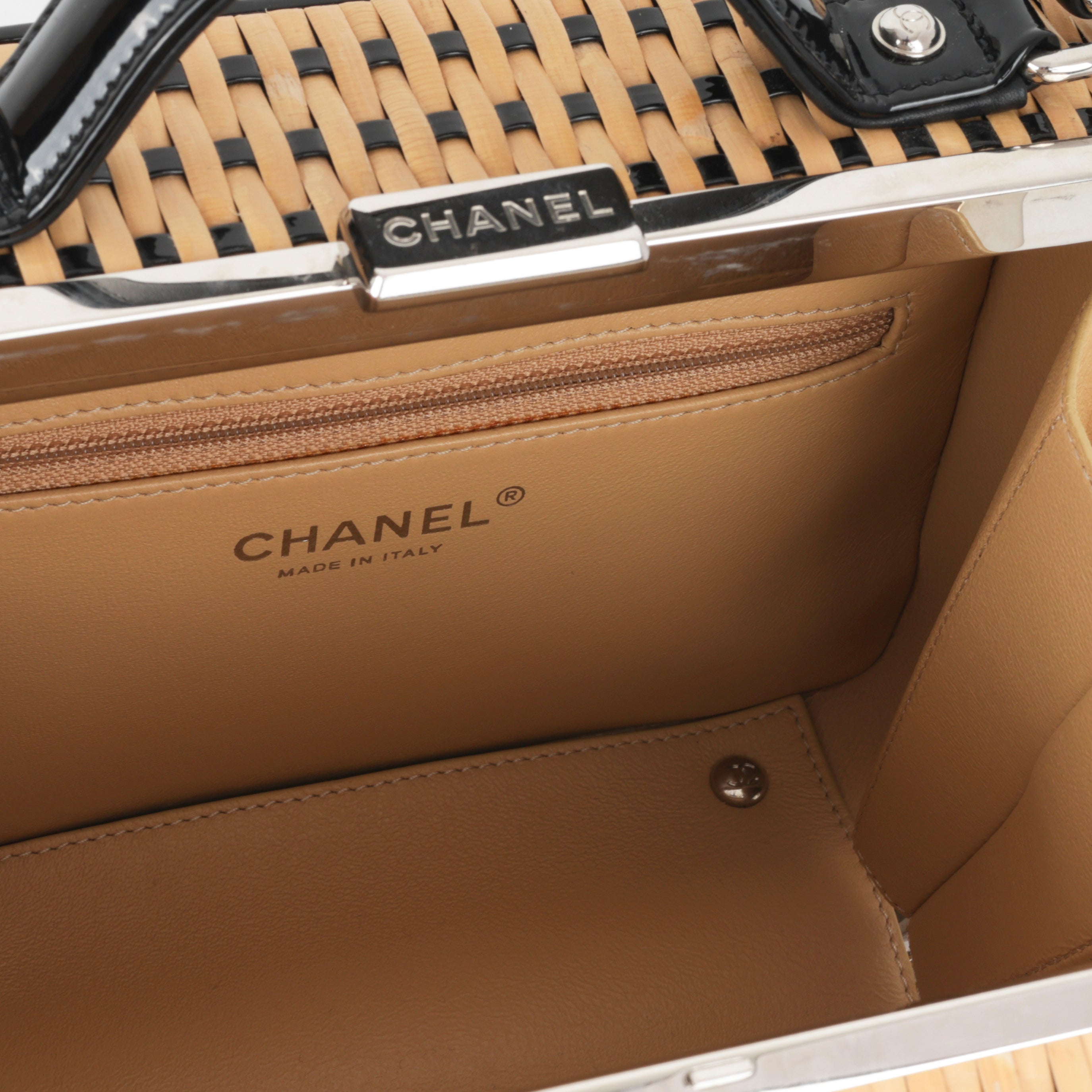 Filigree CC Vanity Case - Medium