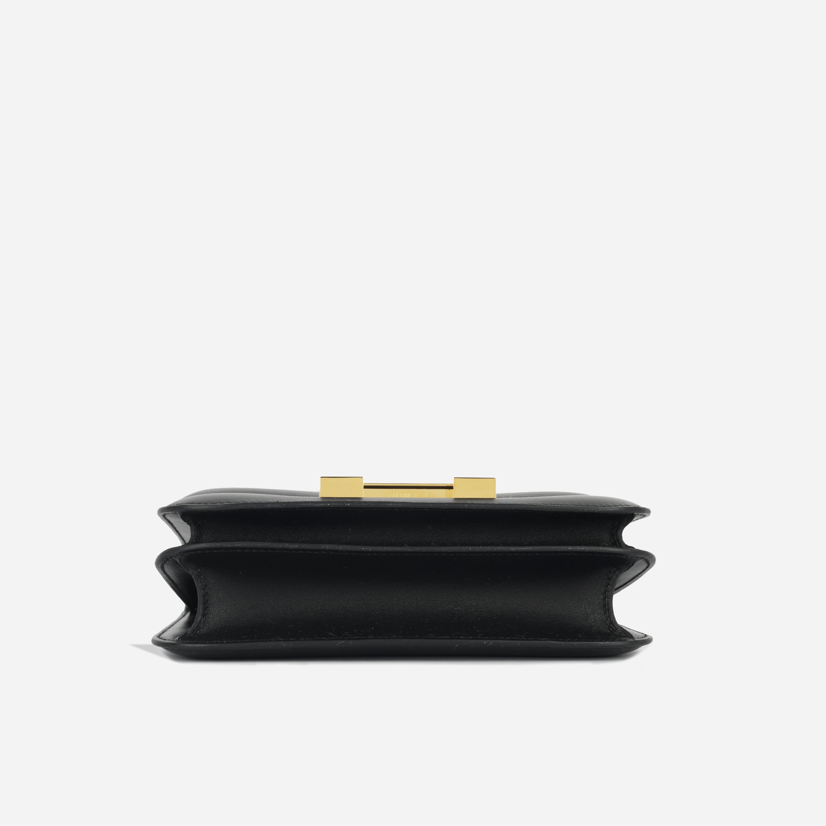 Constance 18 - Noir Evercalf