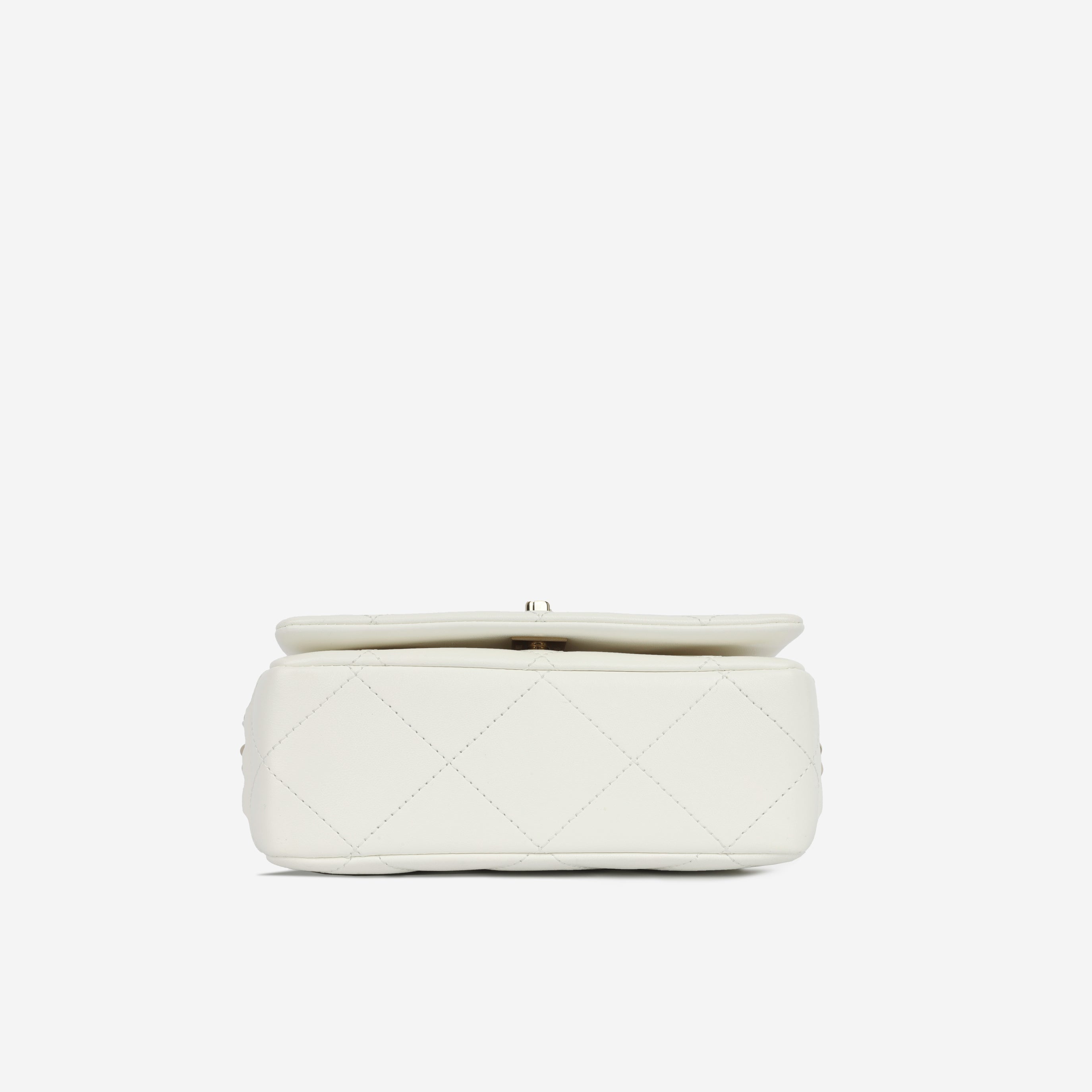 Seasonal Chain Rows Square Flap