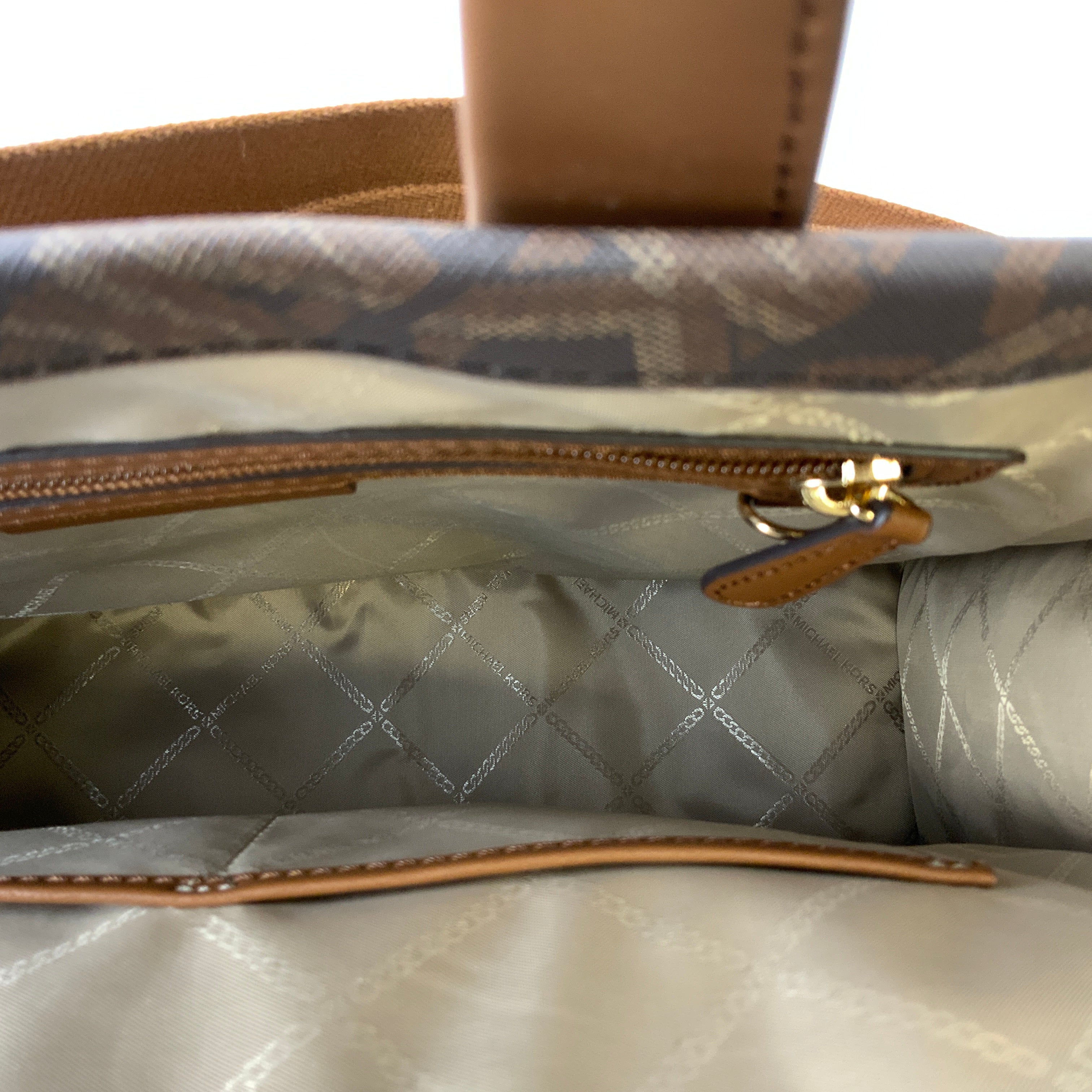 Tote Designer By Michael Kors, Size: Large