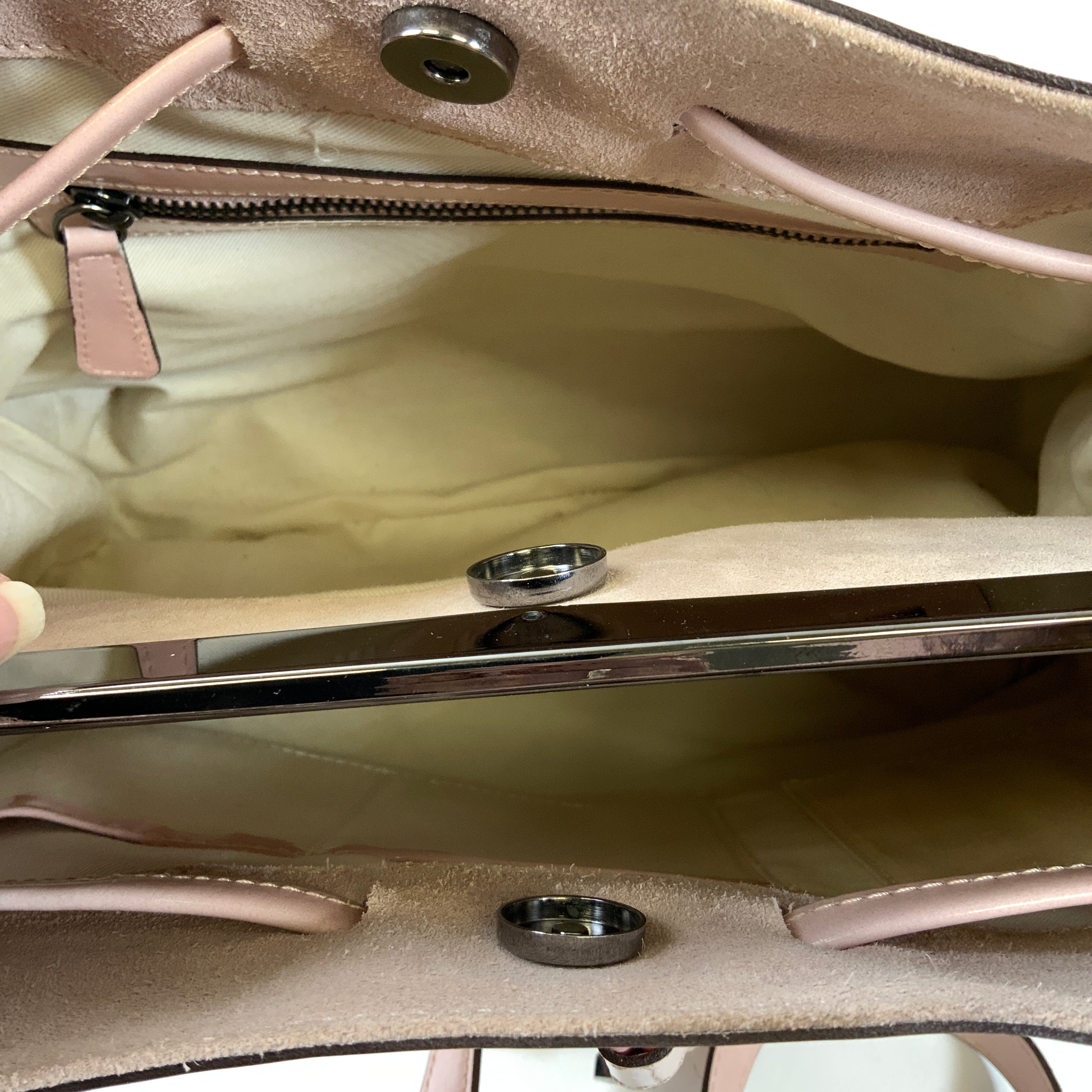 Handbag Leather By Clothes Mentor, Size: Large