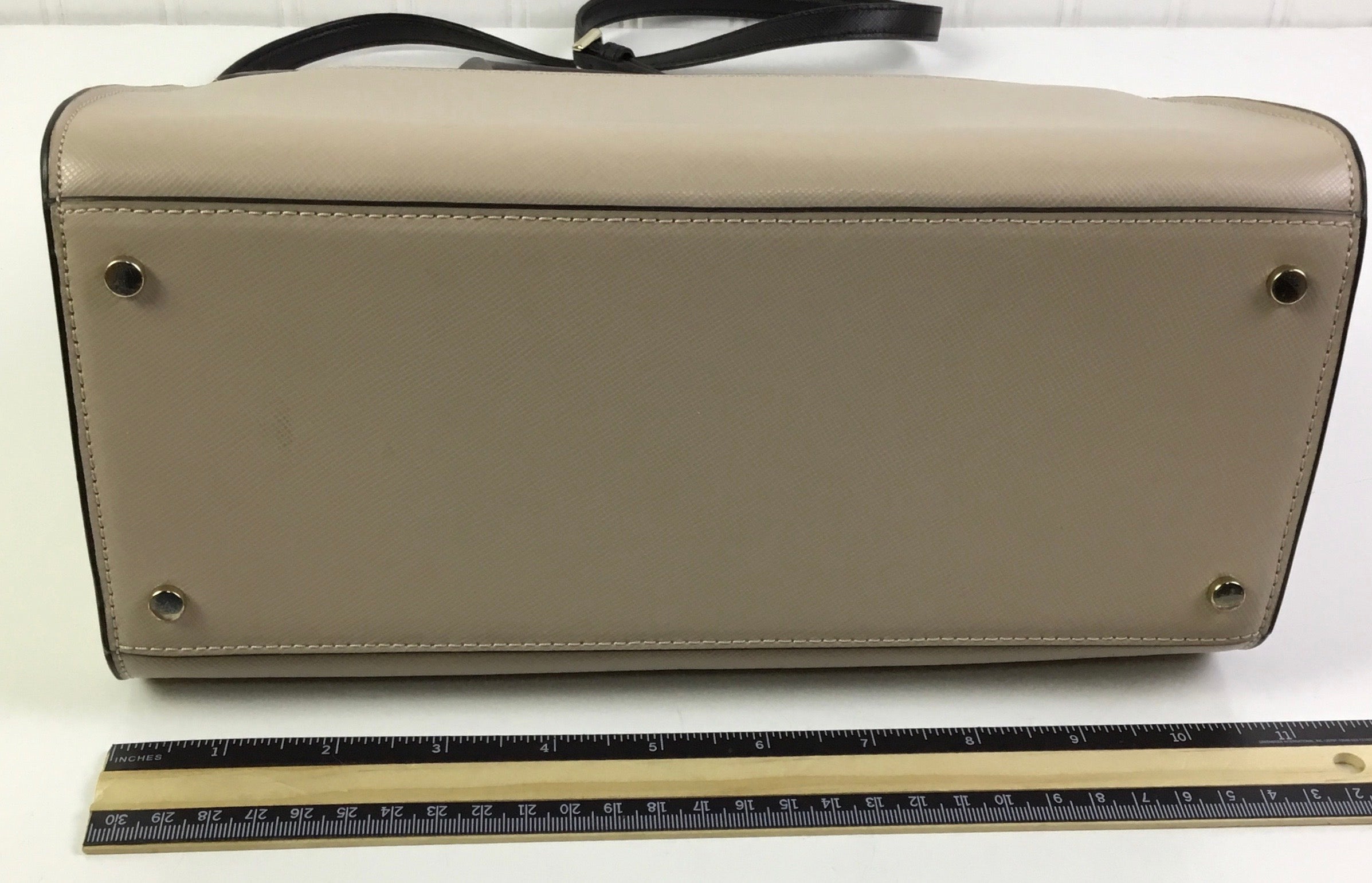 Crossbody Designer By Kate Spade In Tan, Size:Medium