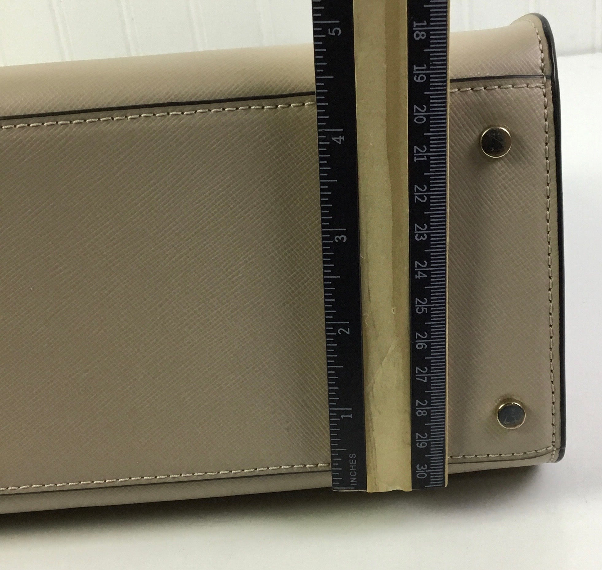 Crossbody Designer By Kate Spade In Tan, Size:Medium