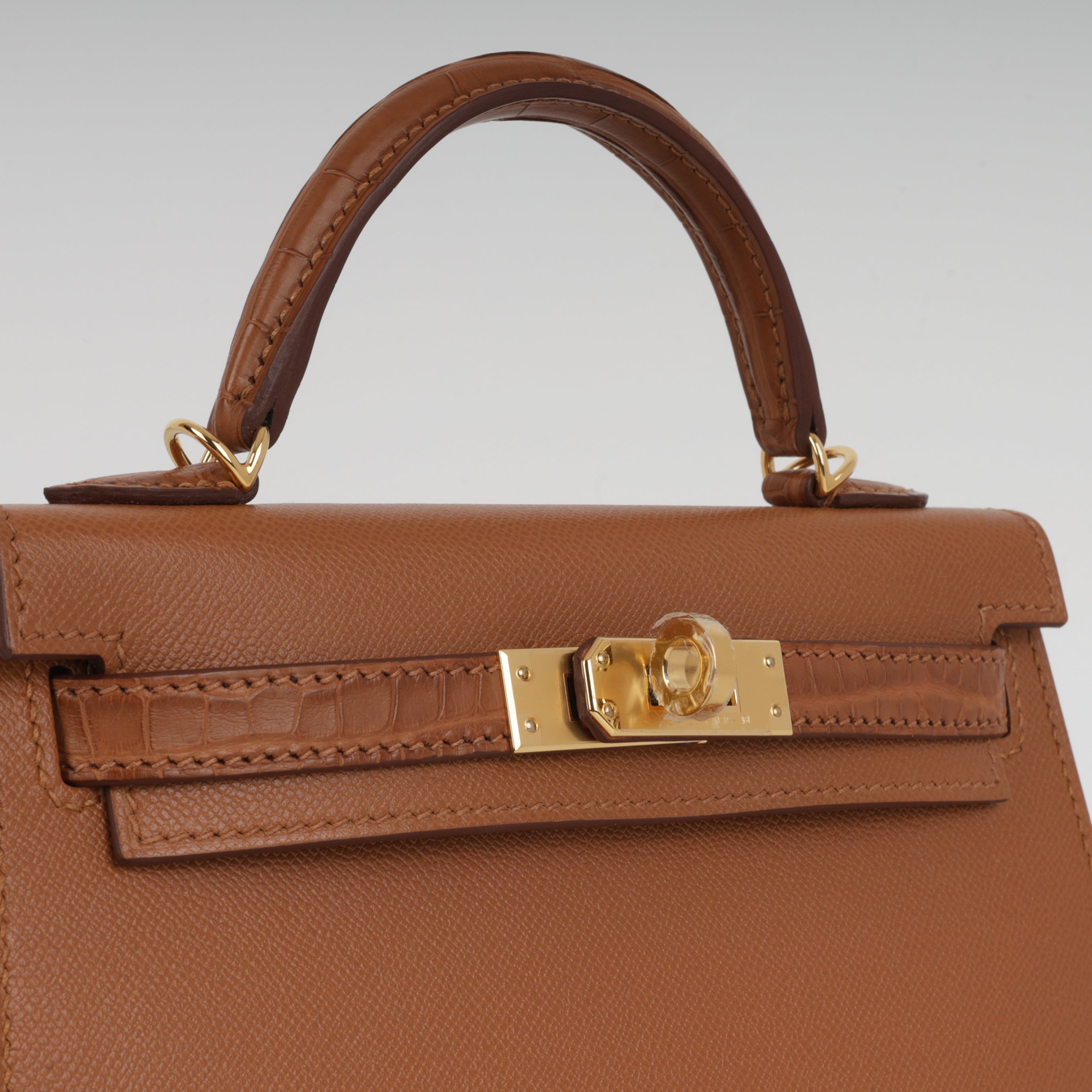 Mini Kelly Touch - Gold Madame / Alligator